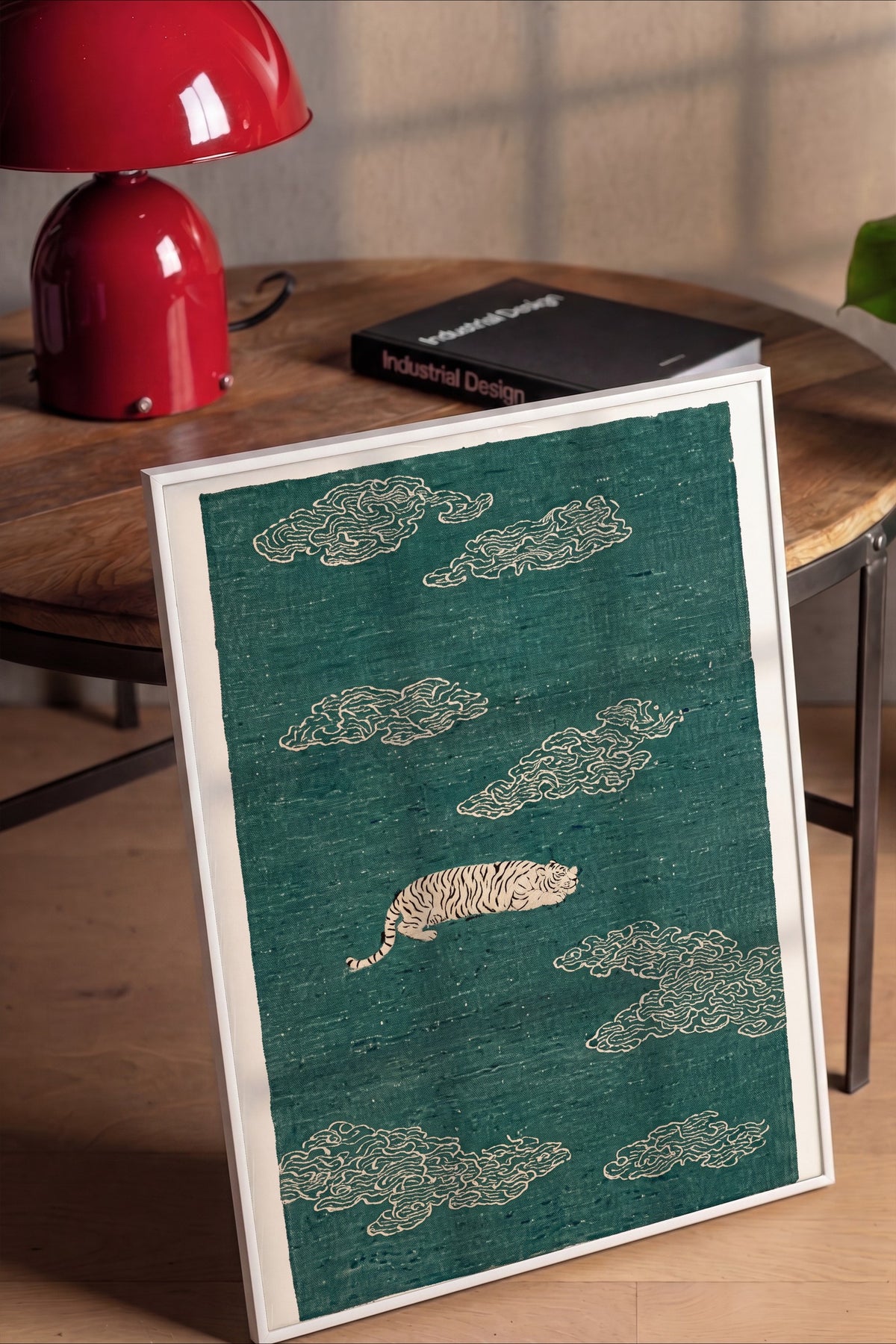 Bulutlar Arasında Kaplan Poster – Beyaz Çerçeveli Tablo