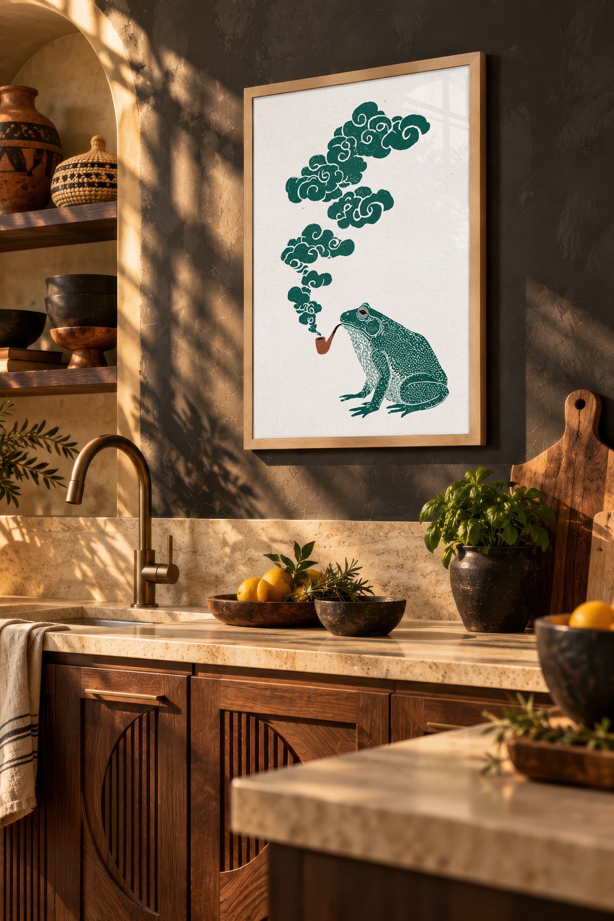 Pipolu Kurbağa ve Bulut Dumanı Poster – Ahşap Çerçeveli Tablo