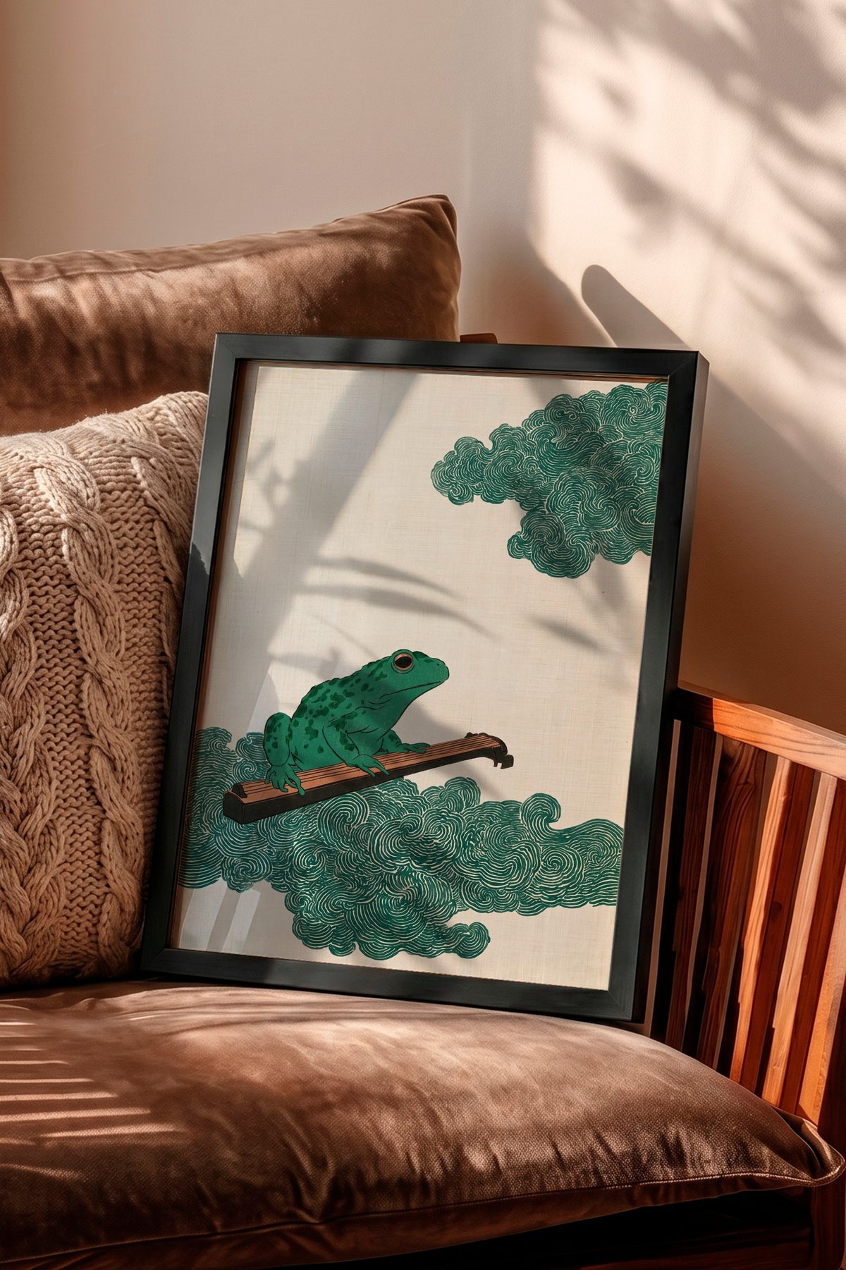 Guzheng Çalan Kurbağa Poster – Siyah Çerçeveli Tablo