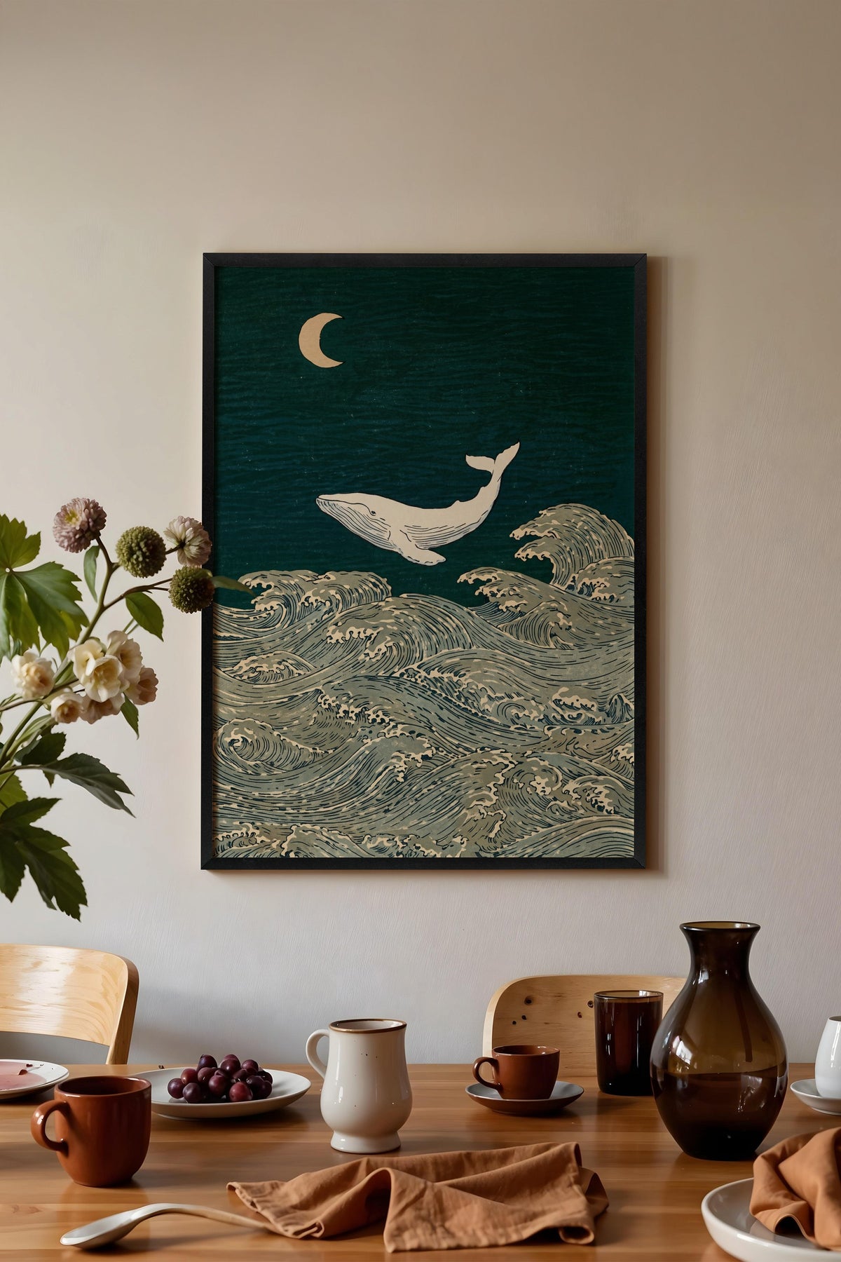 Ay Işığında Balina ve Dalgalar Poster – Siyah Çerçeveli Tablo