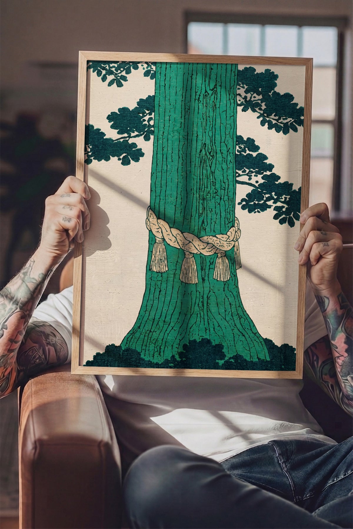 Kutsal Çam Ağacı Gövdesi Poster – Ahşap Çerçeveli Tablo