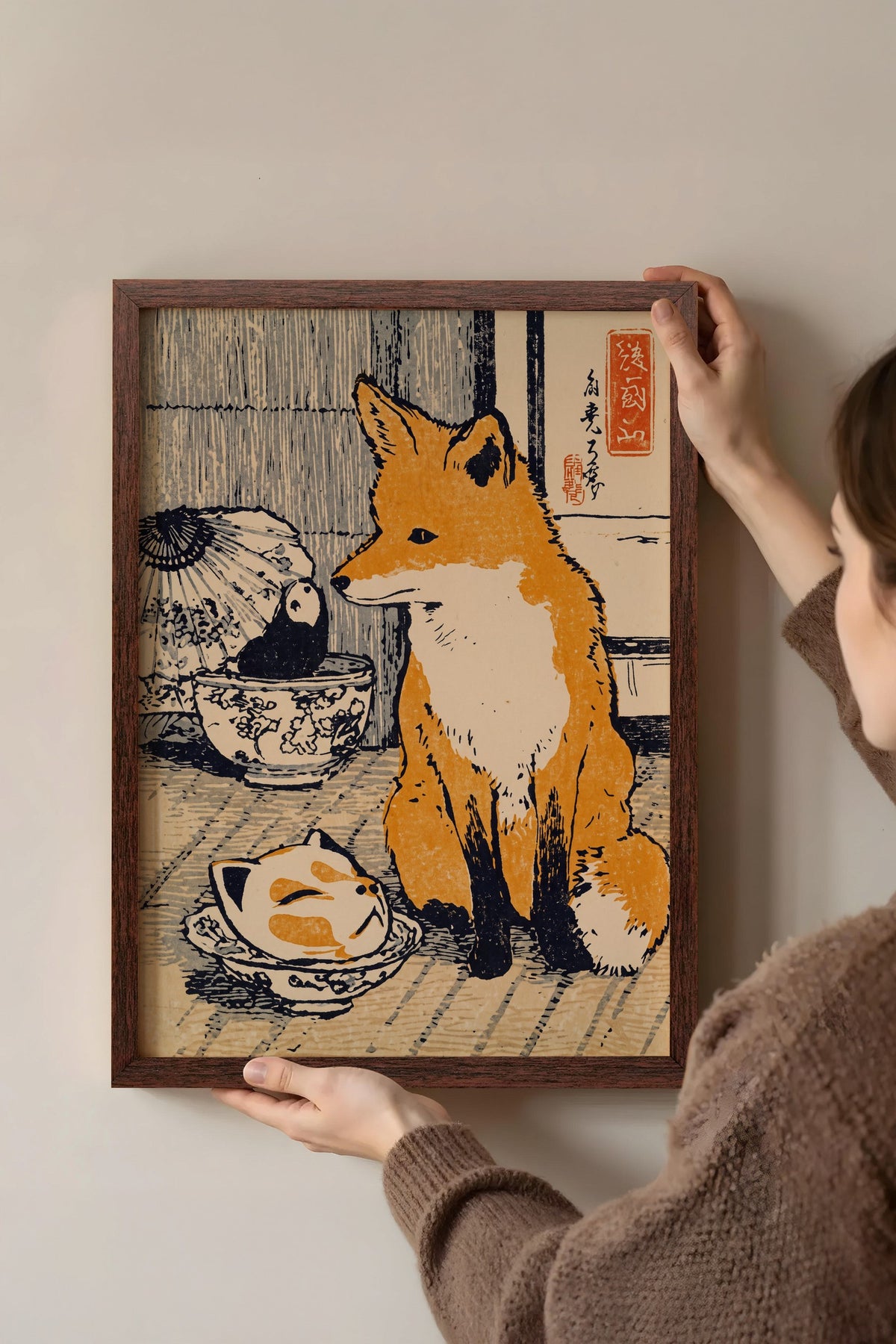 Tilki ve Panda Bebek Figürü Poster – Kahverengi Çerçeveli Tablo
