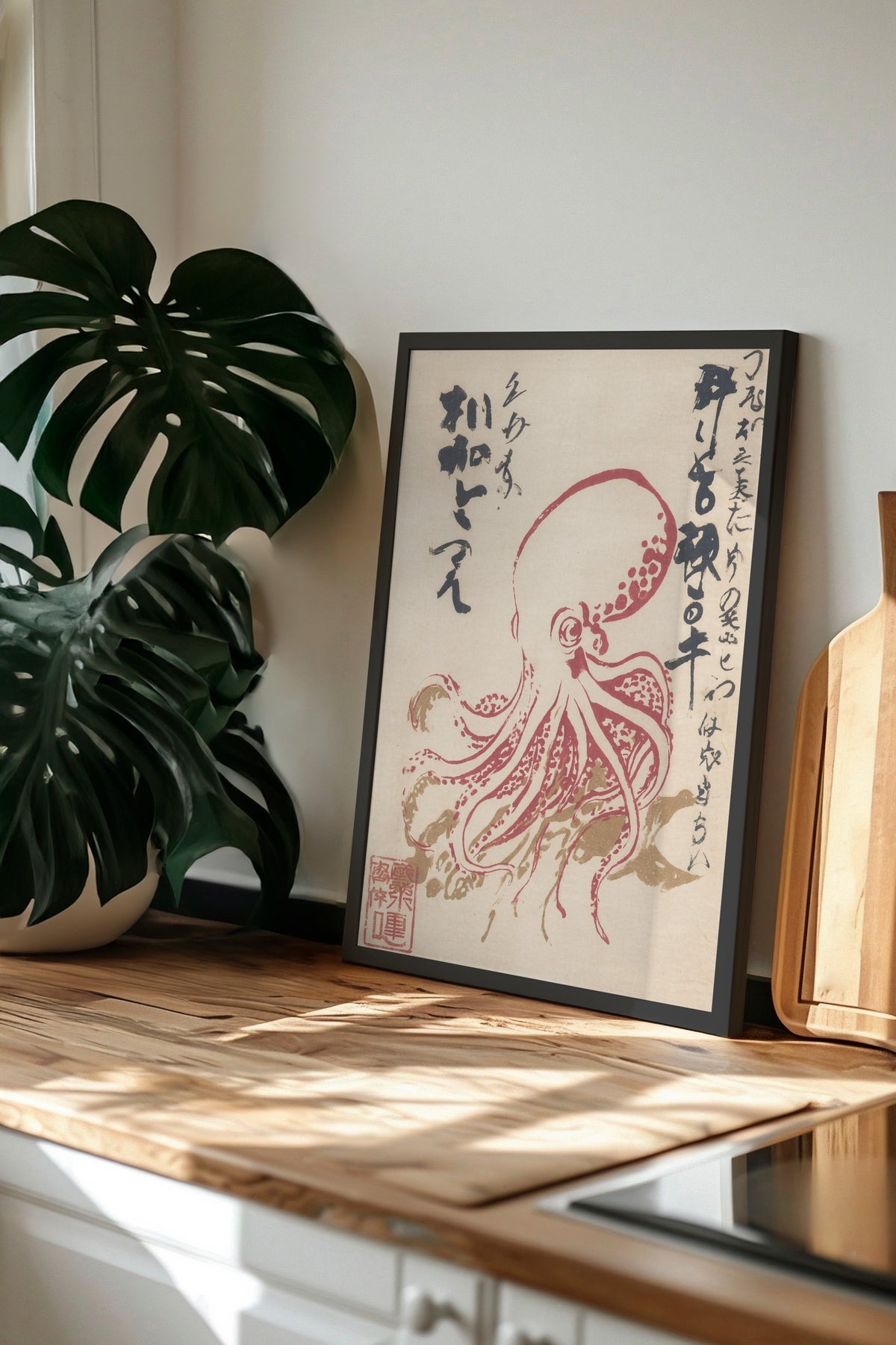 Ahtapot ve Japon Kaligrafisi Poster – Siyah Çerçeveli Tablo