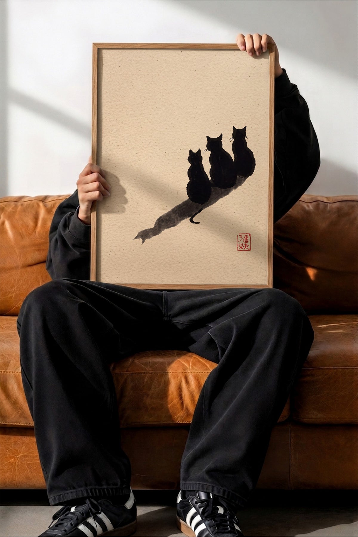 Üç Kedi ve Gölgeleri Poster – Ahşap Çerçeveli Tablo