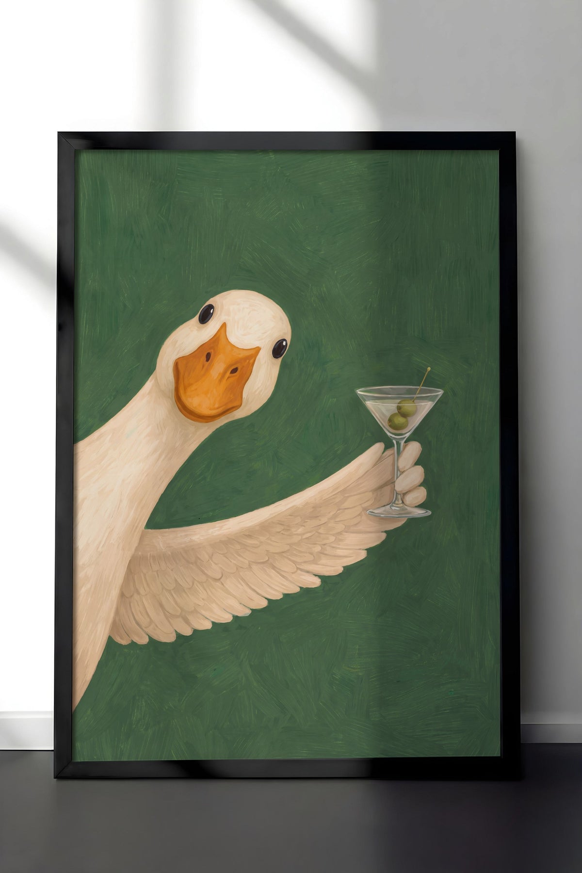 Martini Kadehli Şık Ördek Poster – Siyah Çerçeveli Tablo