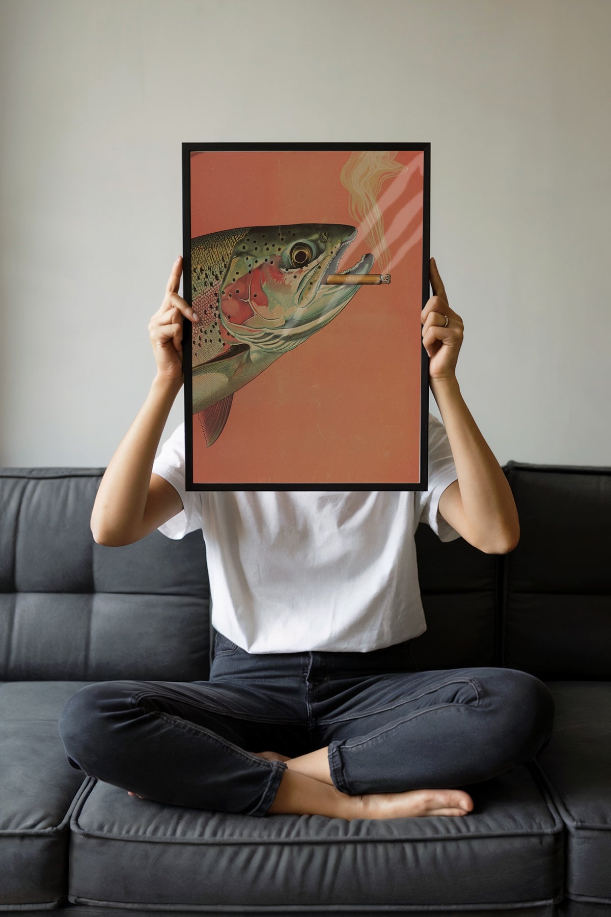 Puro İçen Alabalık Poster – Siyah Çerçeveli Tablo
