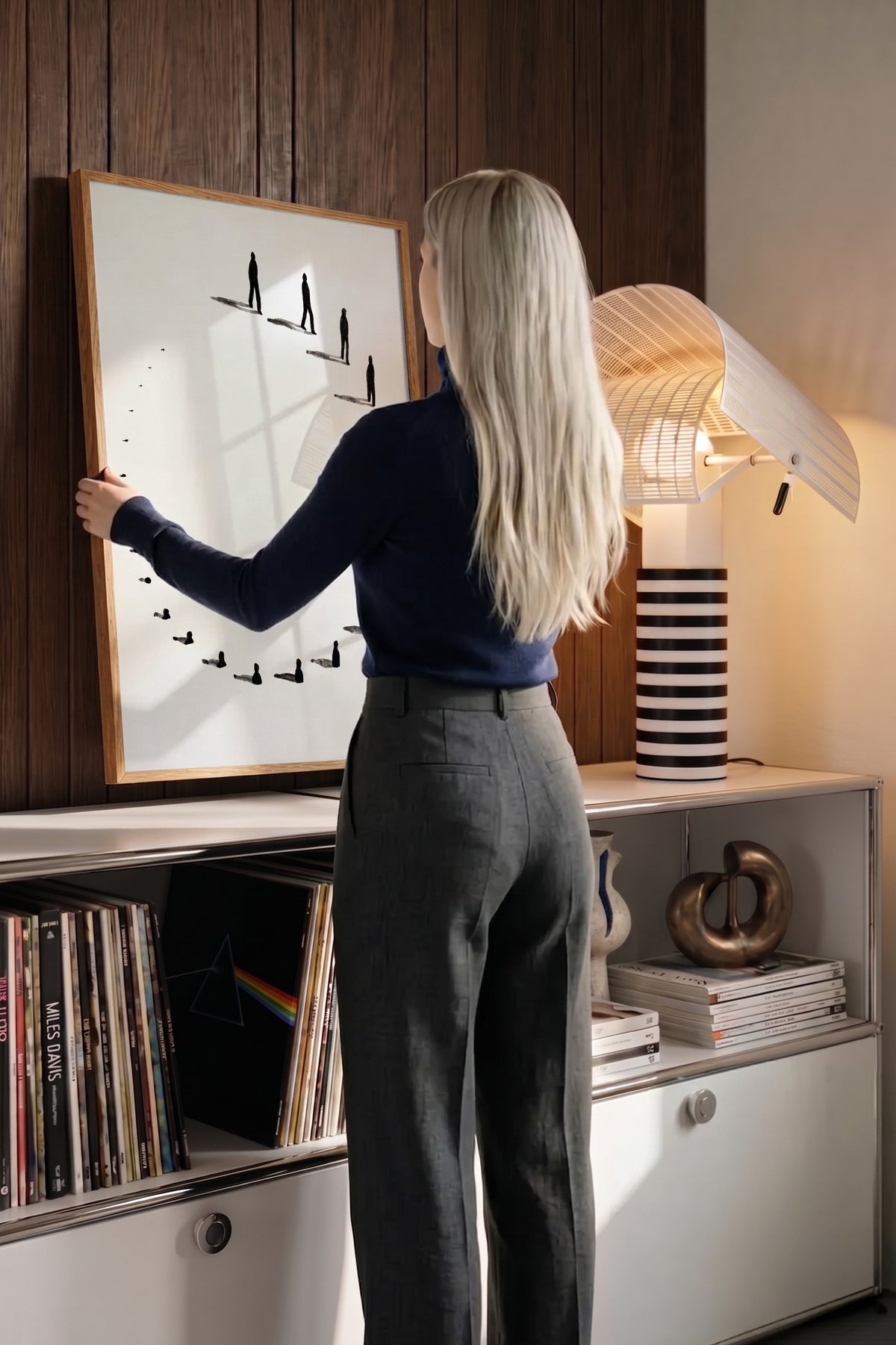 Spiral Yürüyüş Silüetleri Poster – Ahşap Çerçeveli Tablo