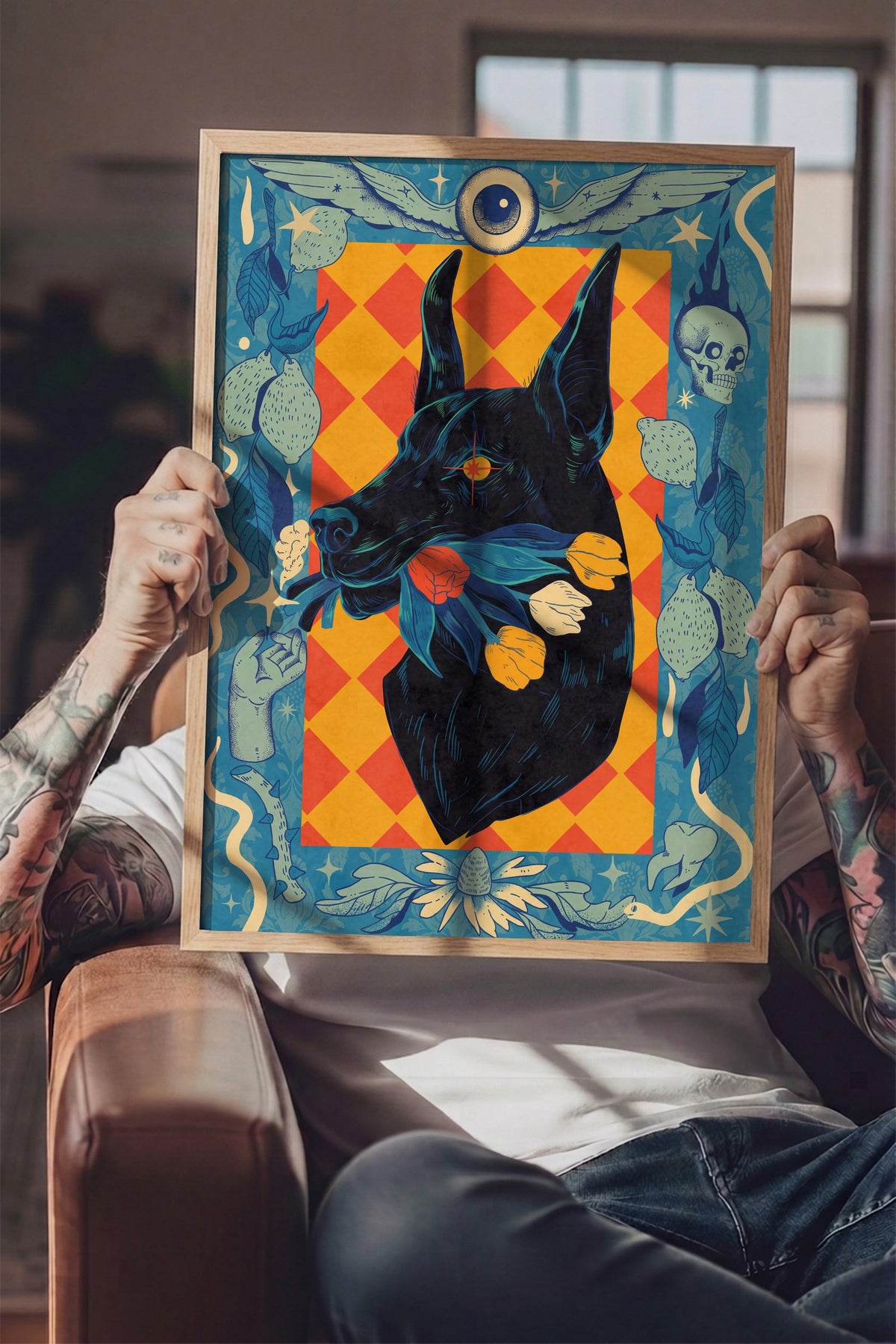 Çiçekli Doberman Portresi Poster – Ahşap Çerçeveli Tablo