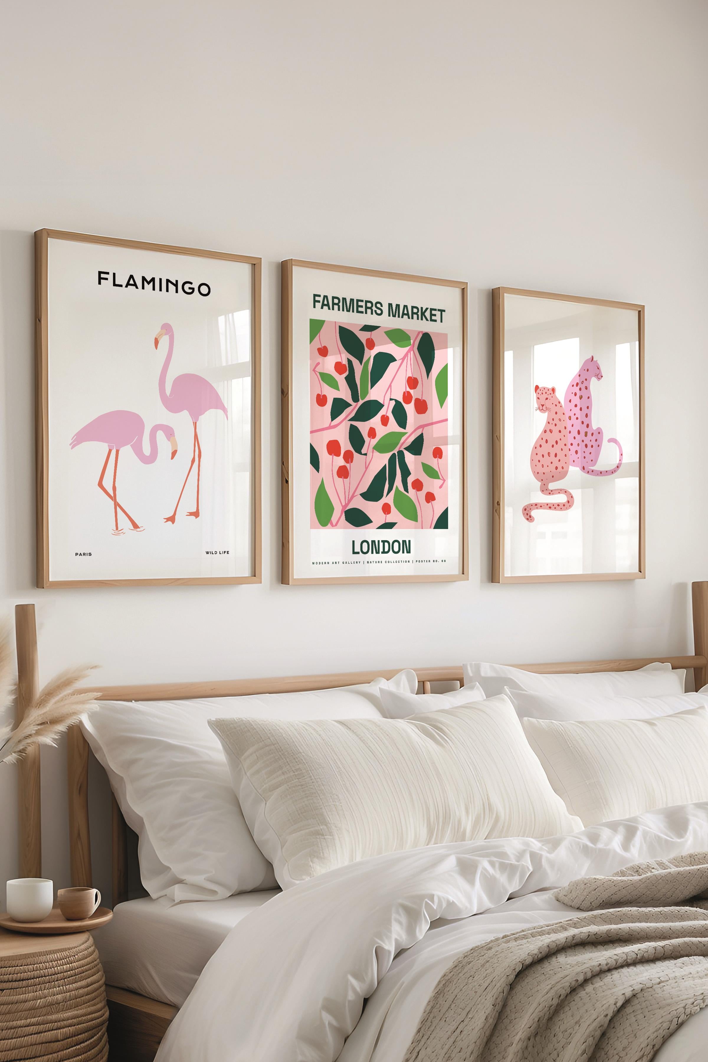 Pembe Modern Tablo Seti, 3 Adet Ahşap Çerçeve ve Poster, Flamingo Posterli Duvar Dekoru