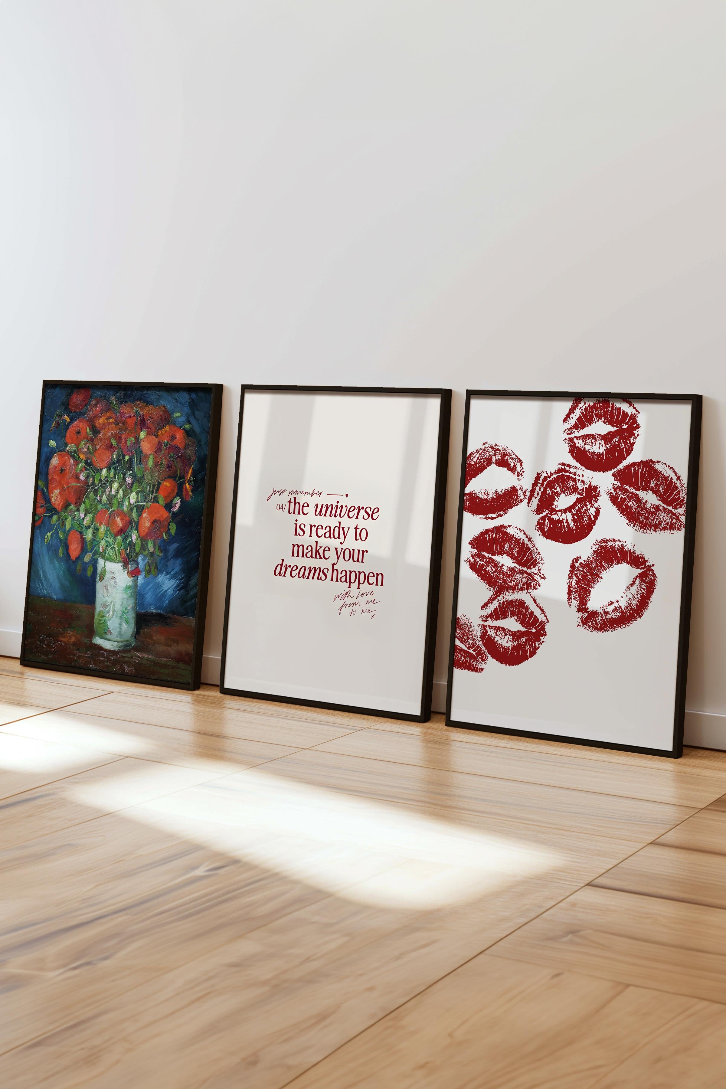 Kırmızı Vintage Tablo Seti, 3 Adet Siyah Çerçeve ve Poster - Salon, Mutfak, Yatak Odası Duvar Dekor