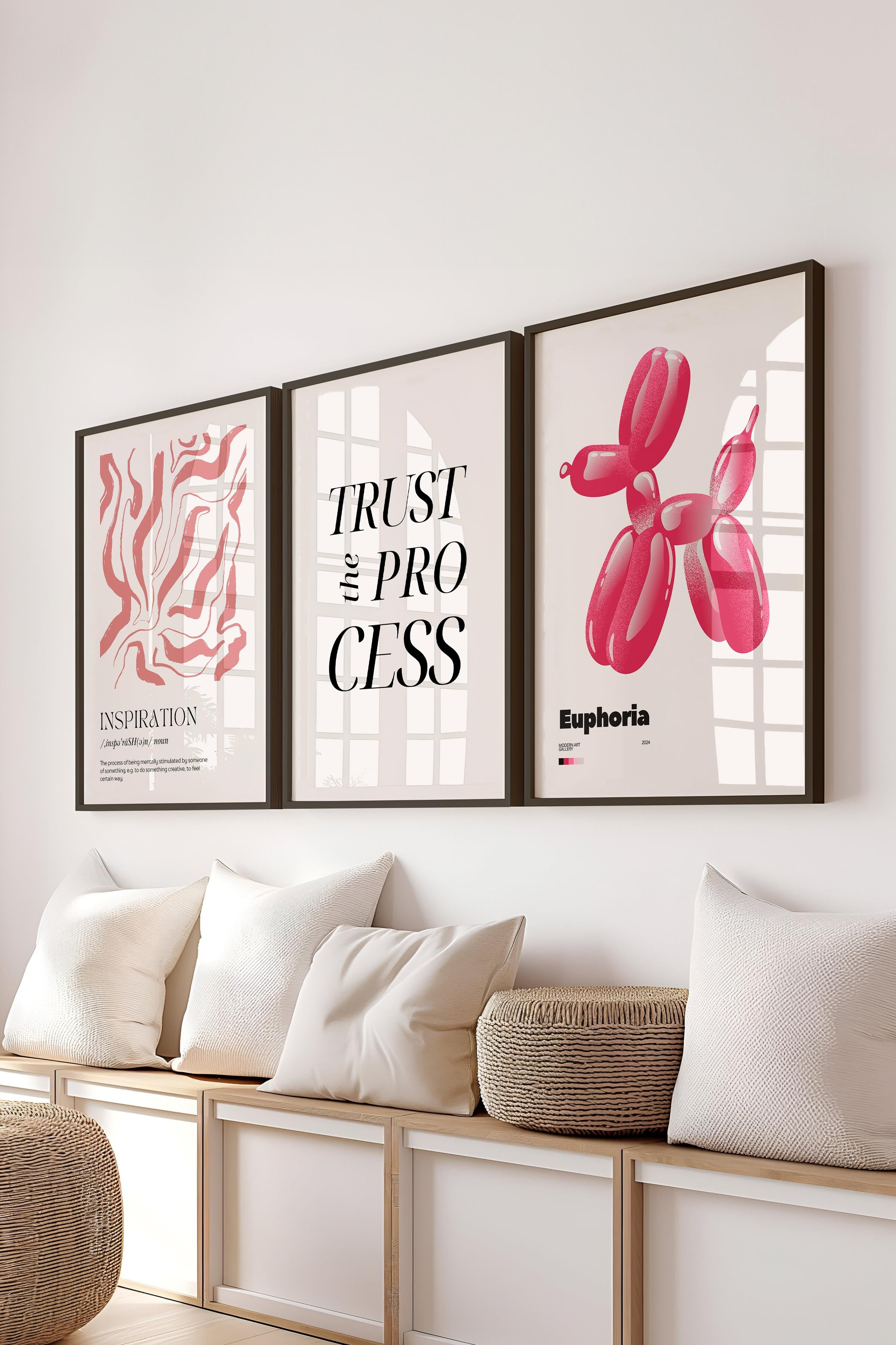 Soft Pembe Tablo Seti, 3 Adet Siyah Çerçeve ve Poster - Yatak Odası, Mutfak, Salon Duvar Dekoru