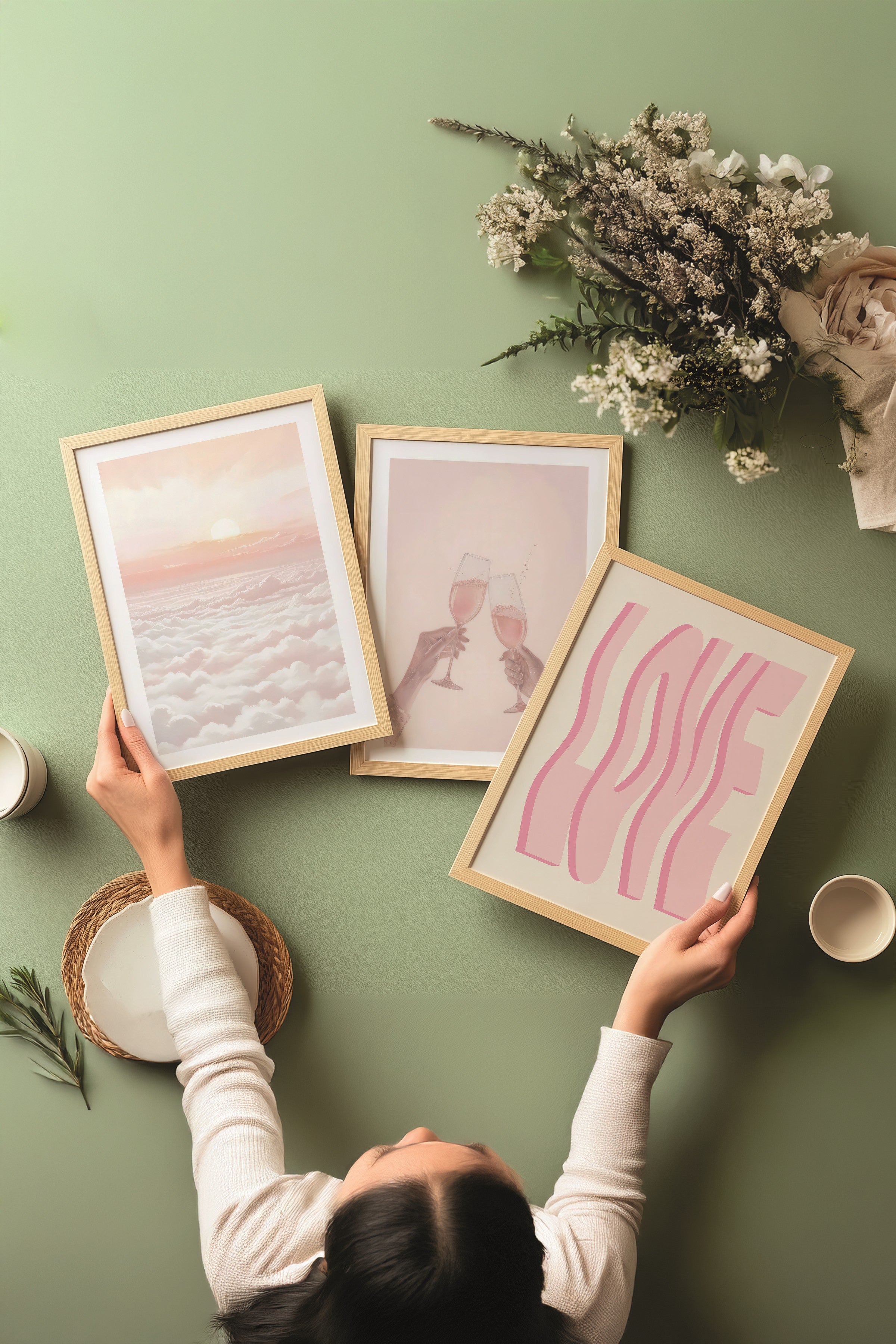 Ahşap Tablo Seti, 3 Adet Ahşap Çerçeveli Poster Soft Vibe Model No:300818, Pembe Duvar Dekoru