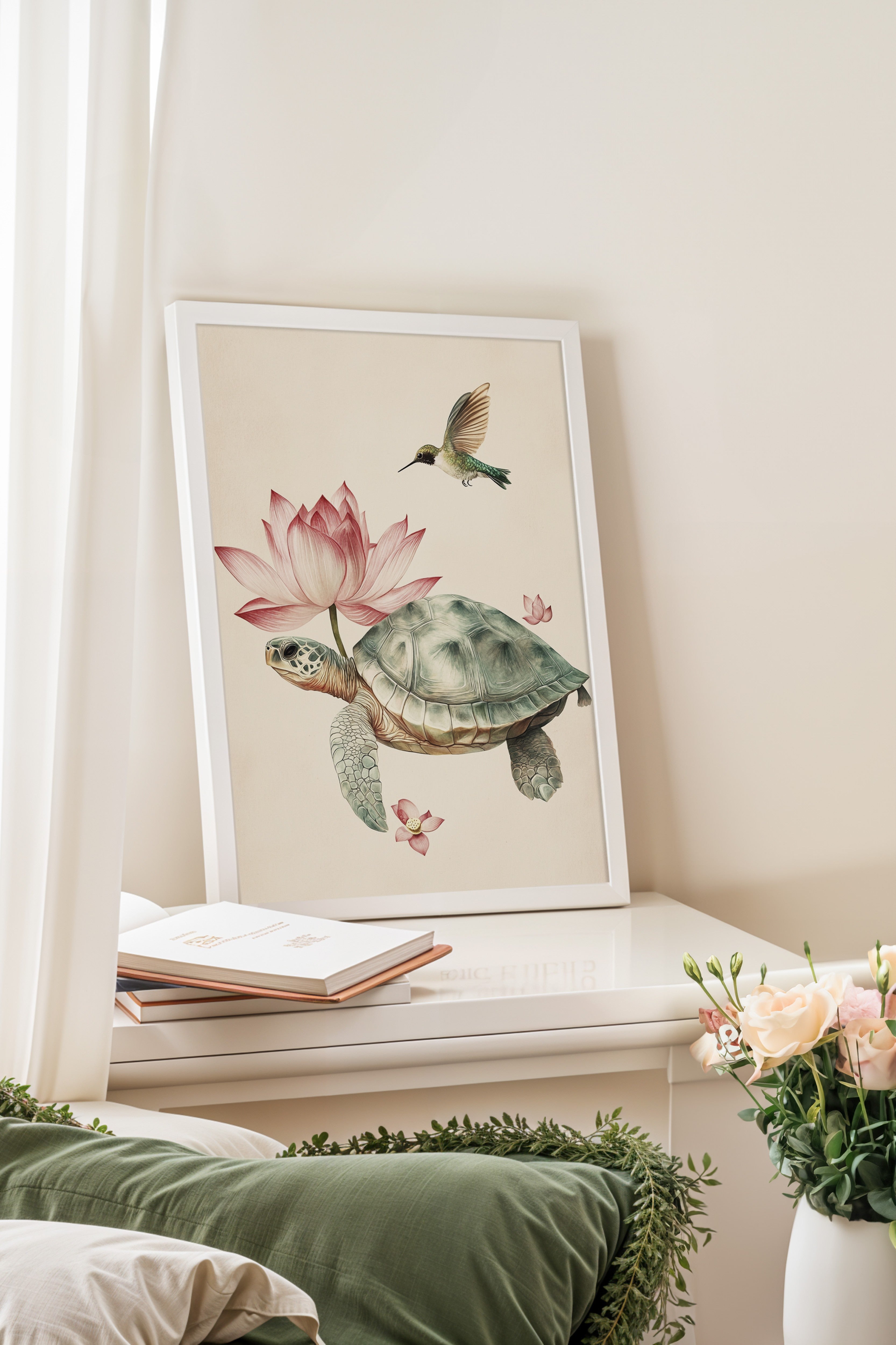 Beyaz Çerçeveli Tablo, Kaplumbağa, Sinek Kuşu, Lotus, İllüstrasyon, Pastel Tonlar Renk Poster, 2025 Yaz Seçkisi, NO:109795