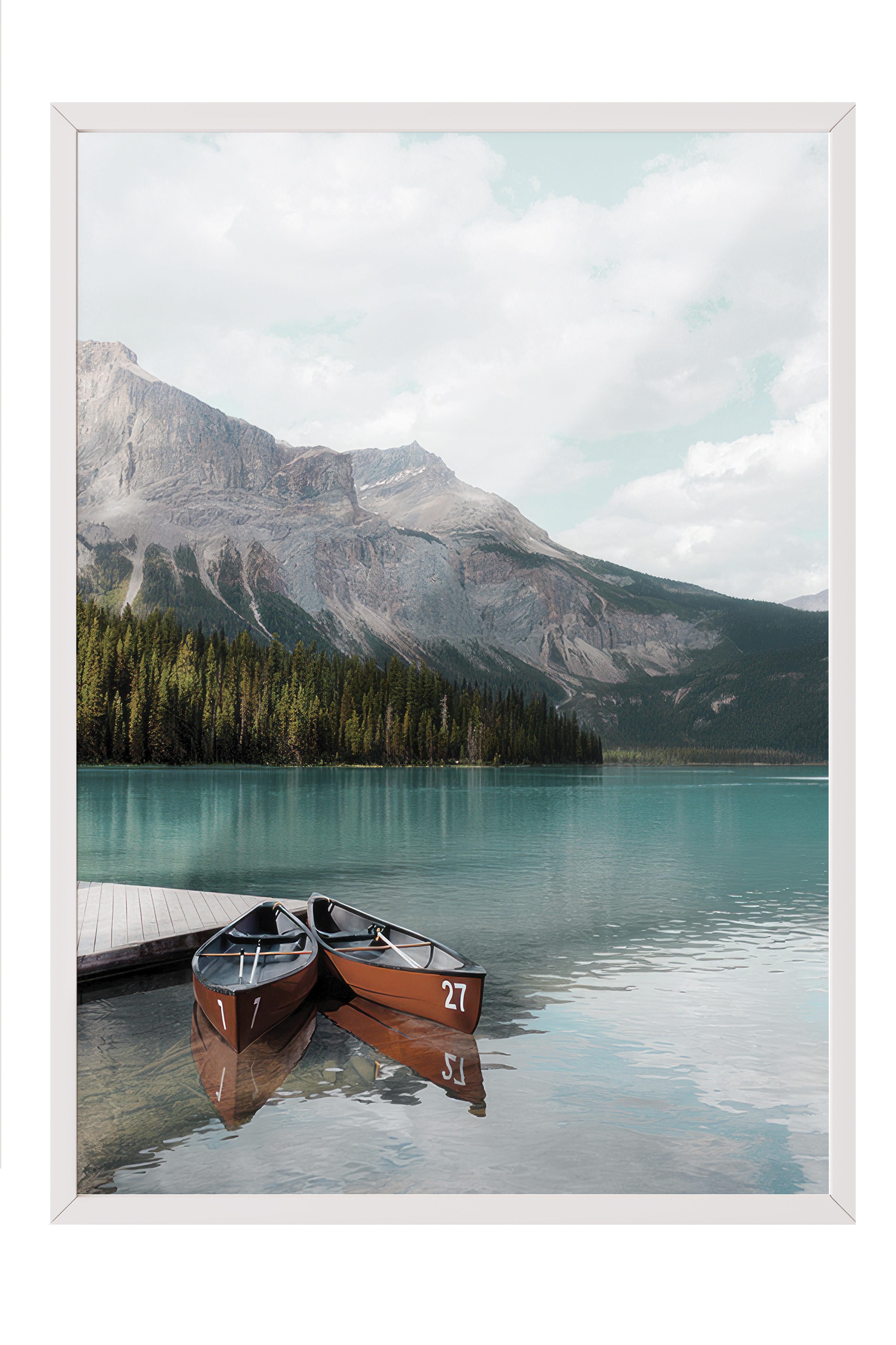 Boats on Lake Louise Beyaz Çerçeveli Tablo, Duvar Tablosu Comfort Serisi NO:108442