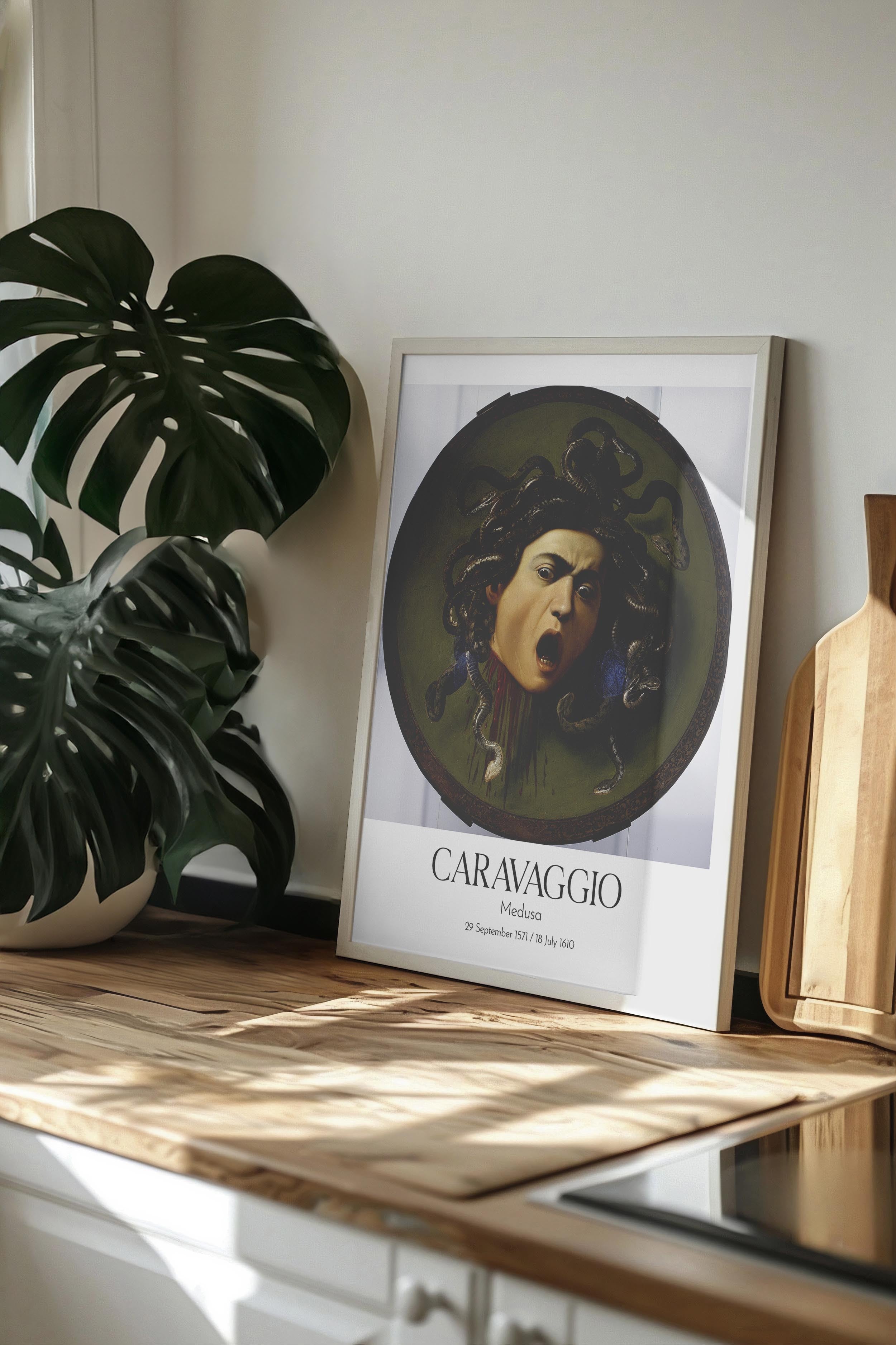 Caravaggio - Medusa, Beyaz Çerçeveli Tablo, Sanat Serisi NO:111641