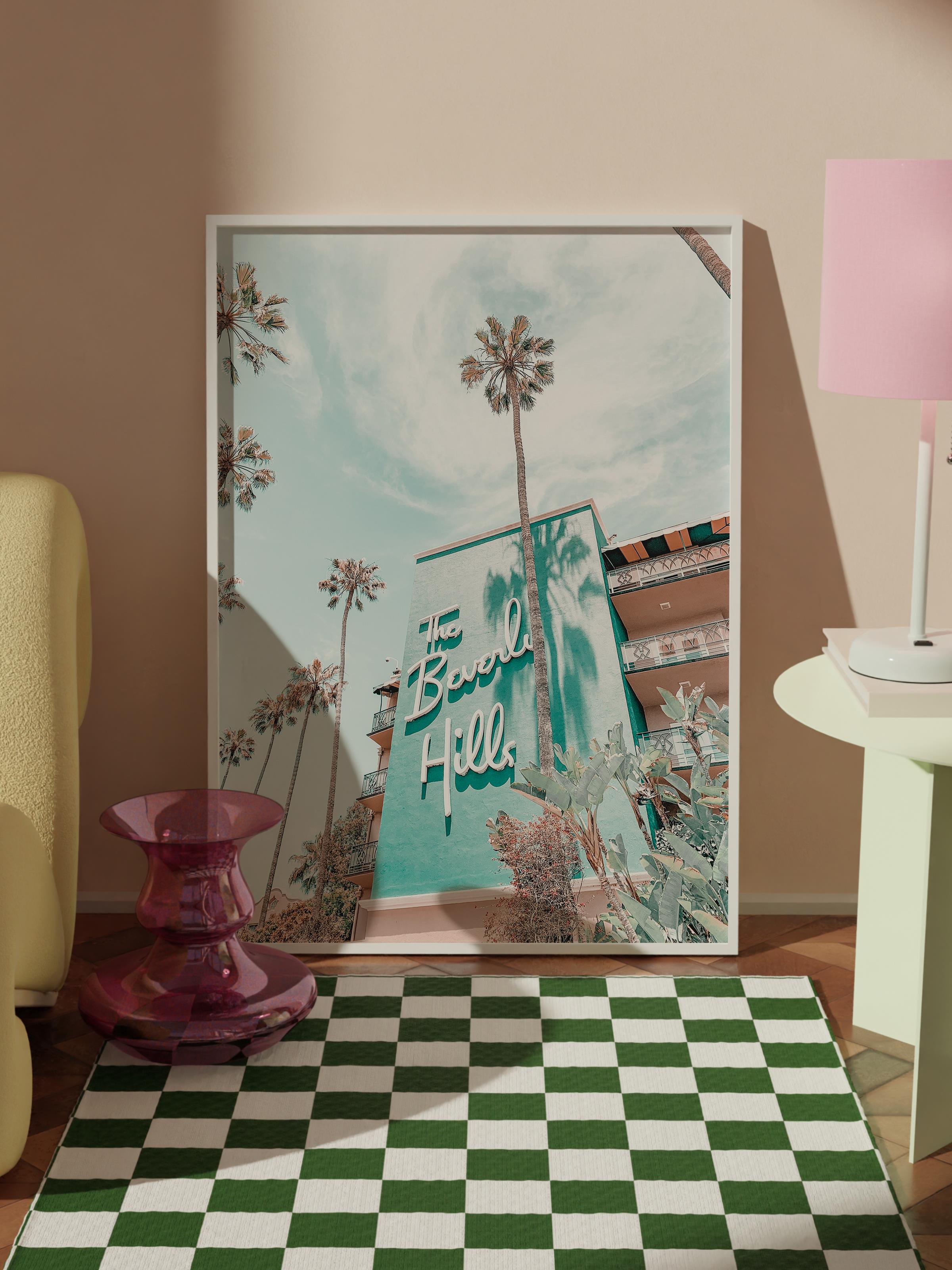 Çerçevesiz Poster, Yaz Temalı Tablo NO:151, Yeşil Tabela ve Palmiyeler Fotoğrafı, Yeşil Poster Dikey