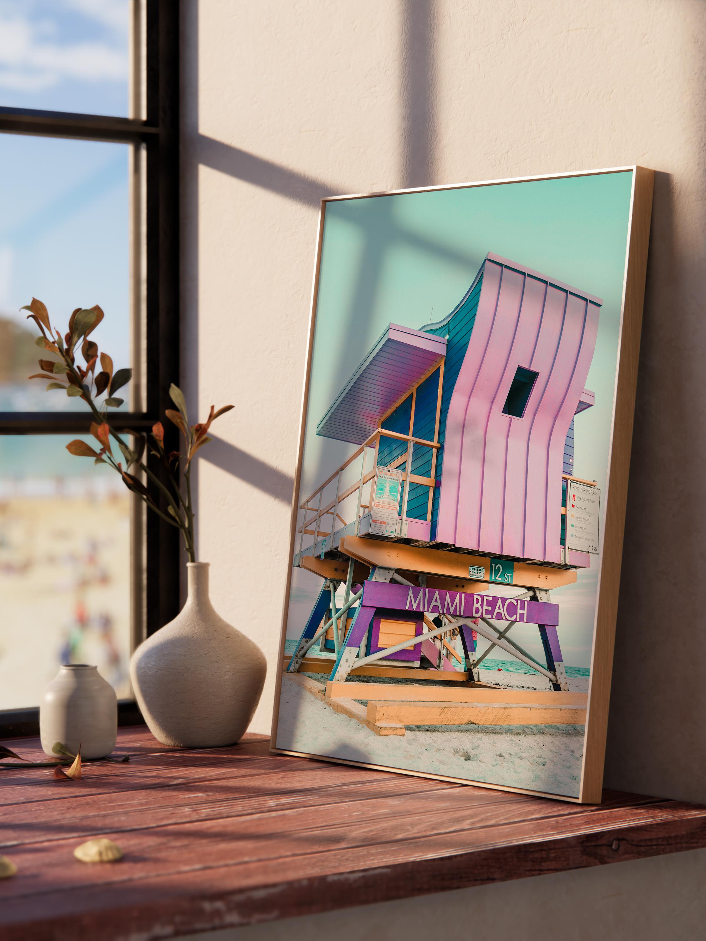 Çerçevesiz Poster, Yaz Temalı Tablo NO:217, Sahil Evi ve Palmiye Fotoğrafı, Mor Poster, Dikey