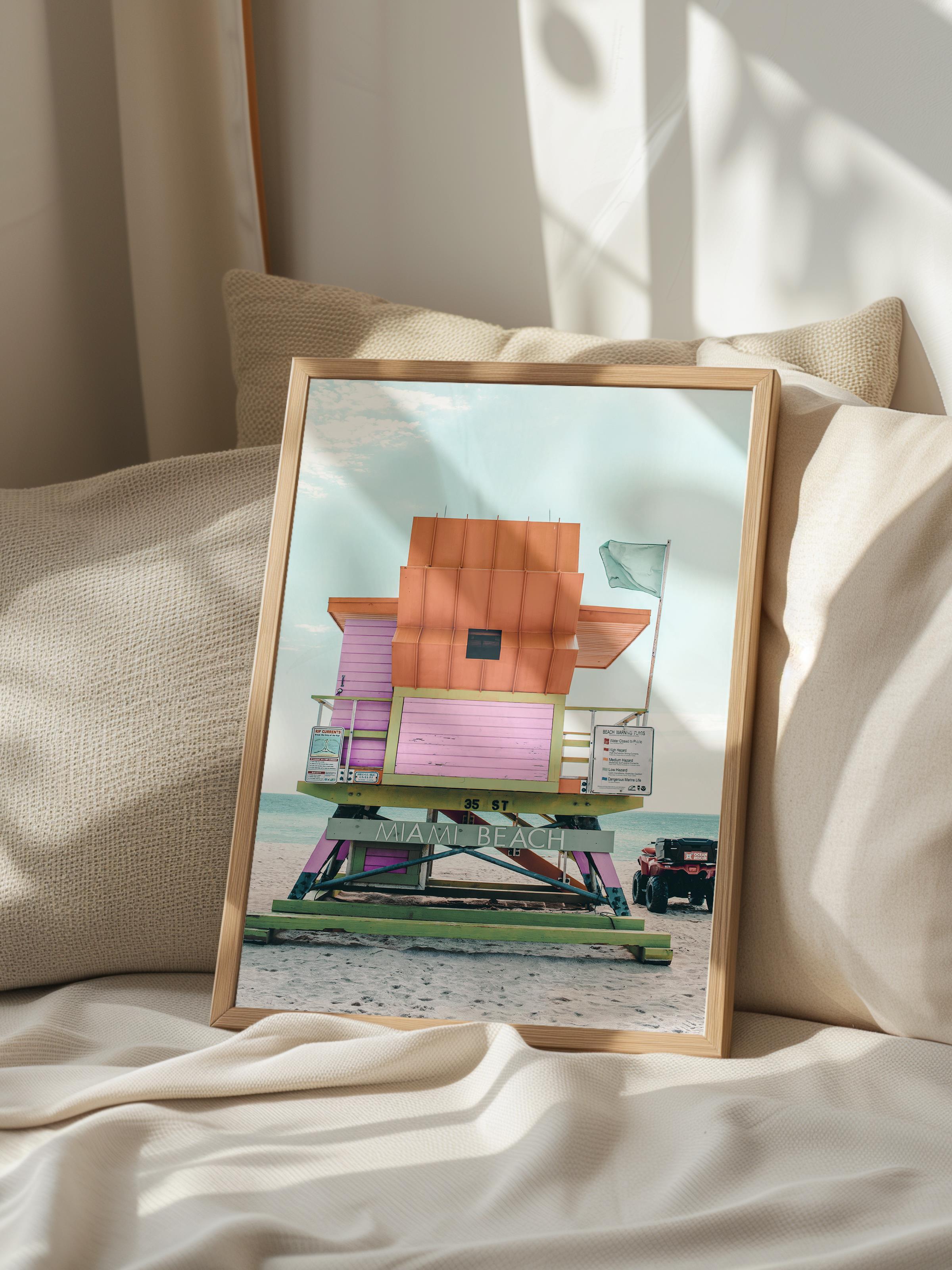 Çerçevesiz Poster, Yaz Temalı Tablo NO:229, Renkli Sahil Evi Fotoğrafı, Pembe Poster, Dikey