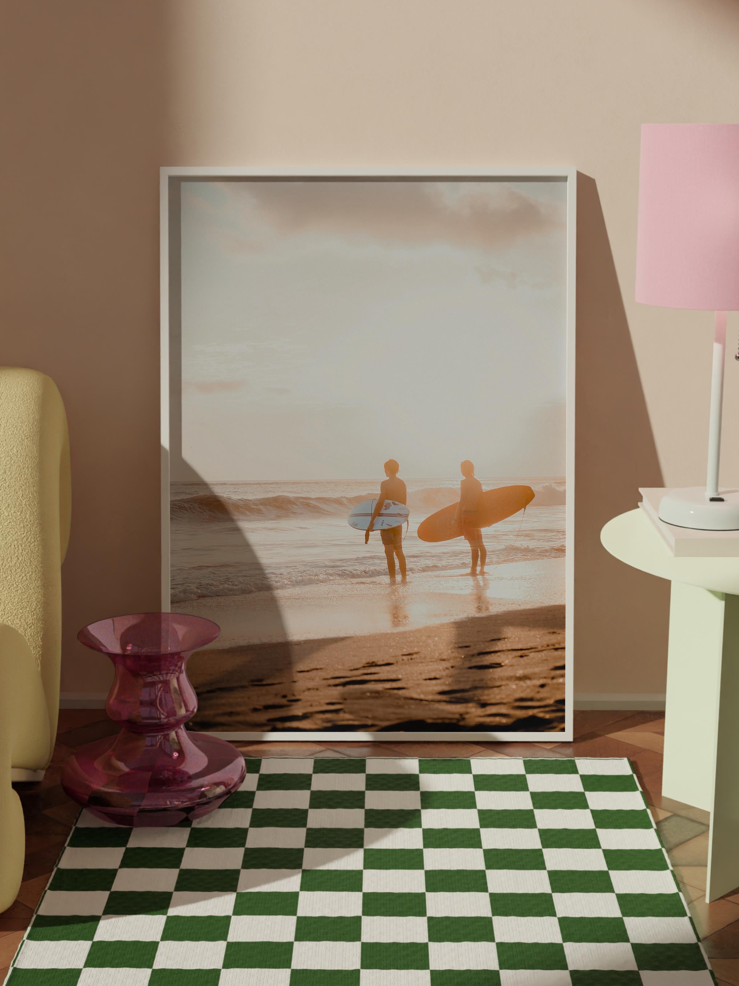 Çerçevesiz Poster, Yaz Temalı Tablo NO:53, Sörfçüler Fotoğrafı, Turuncu Poster, Dikey