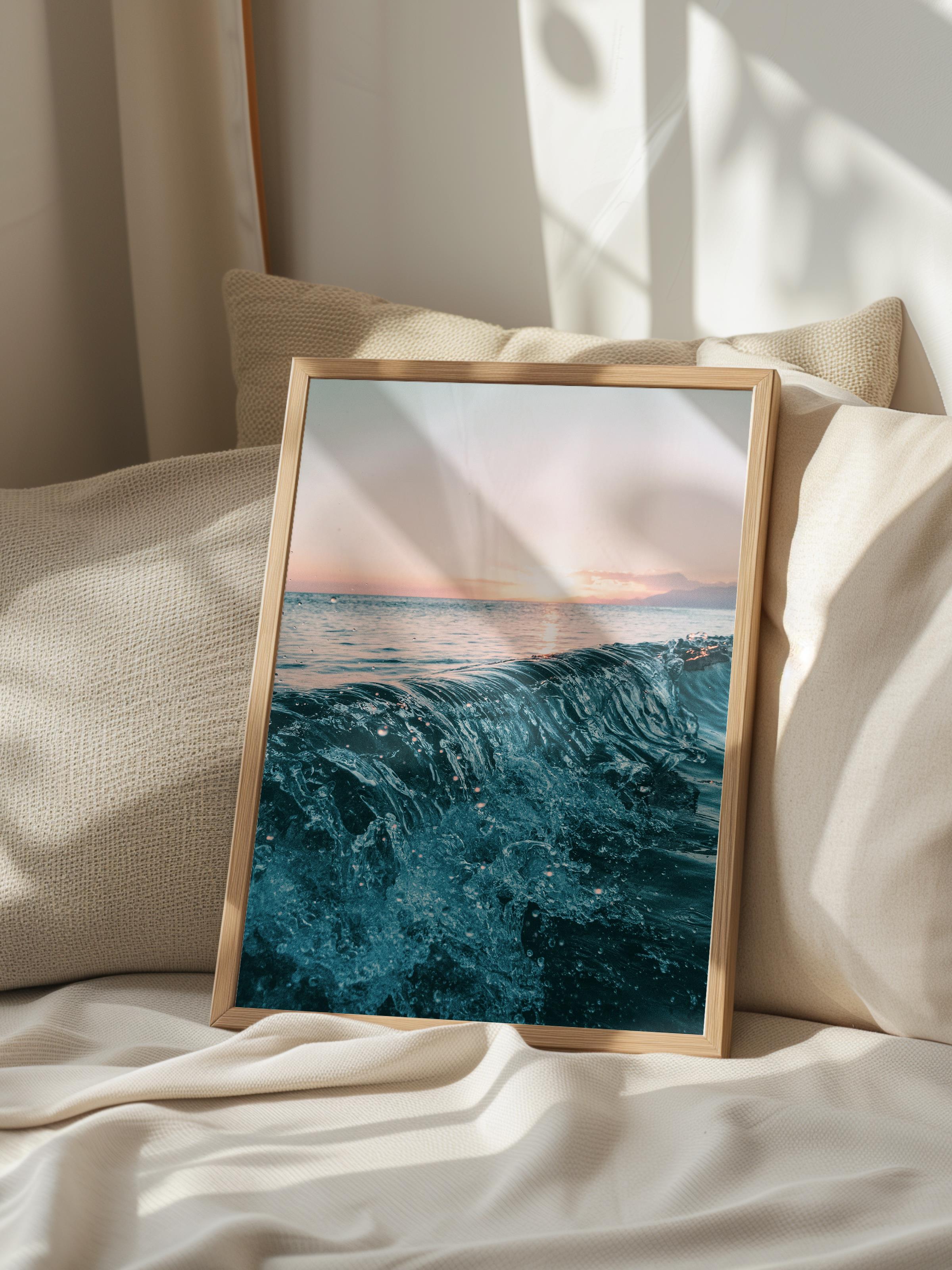 Çerçevesiz Poster, Yaz Temalı Tablo NO:64, Gün Batımında Dalga Fotoğrafı, Mavi Poster, Dikey