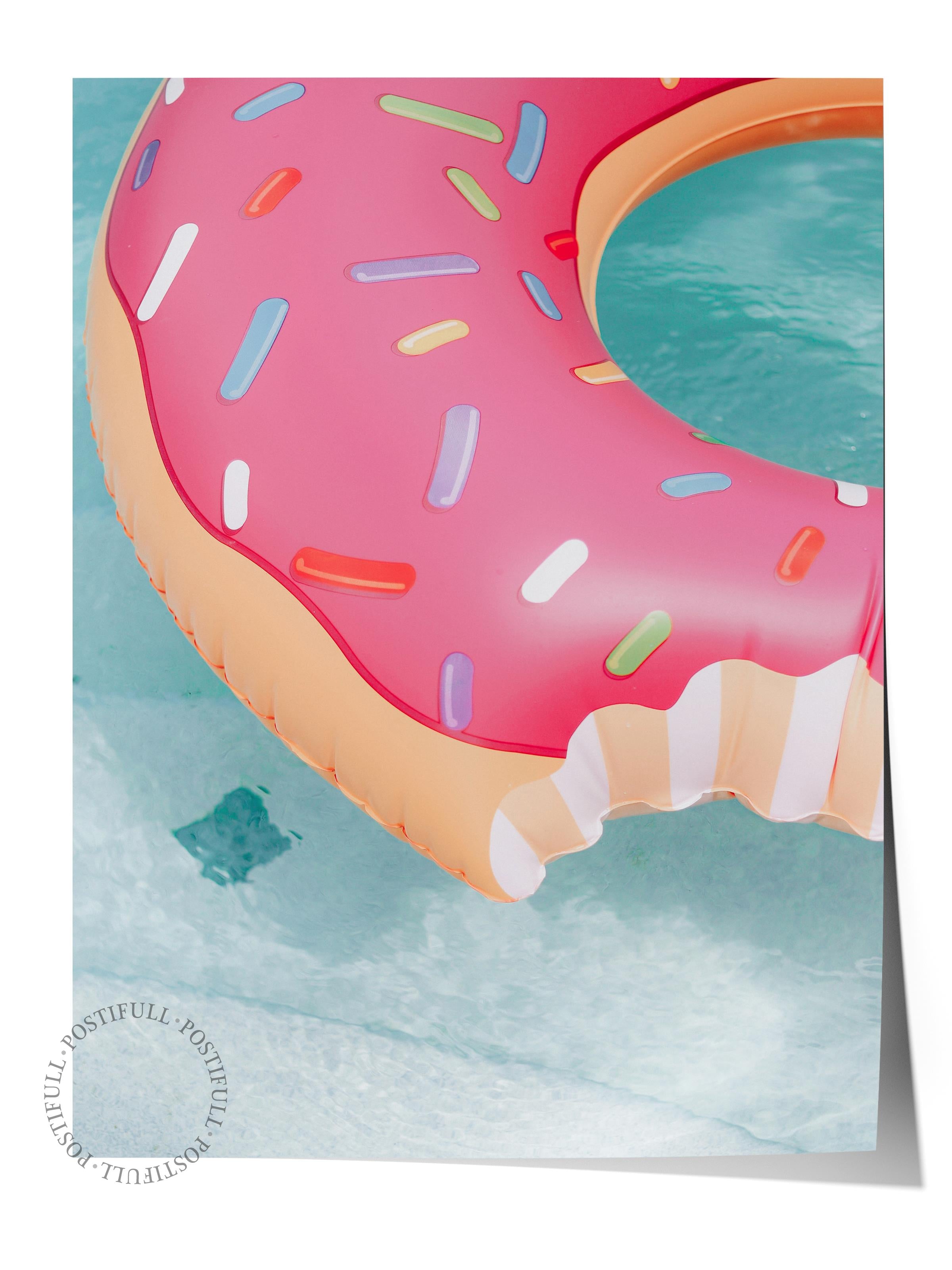 Çerçevesiz Poster, Yaz Temalı Tablo NO:8, Pembe Donut Havuzu Fotoğrafı, Pembe Poster, Dikey