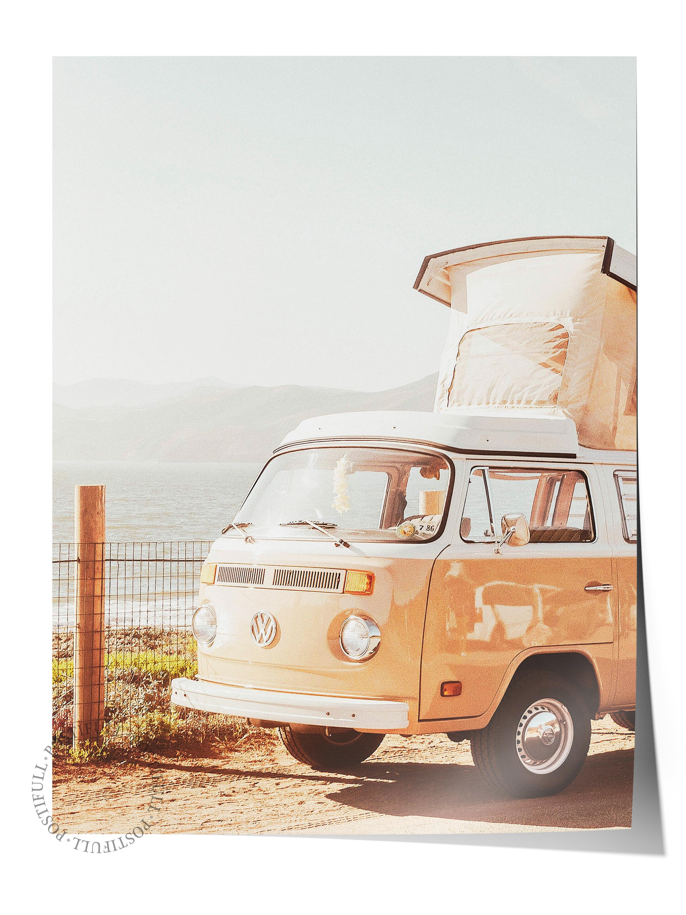 Çerçevesiz Poster, Yaz Temalı Tablo NO:95, Sarı Volkswagen Minibüs Fotoğrafı, Sarı Poster, Dikey