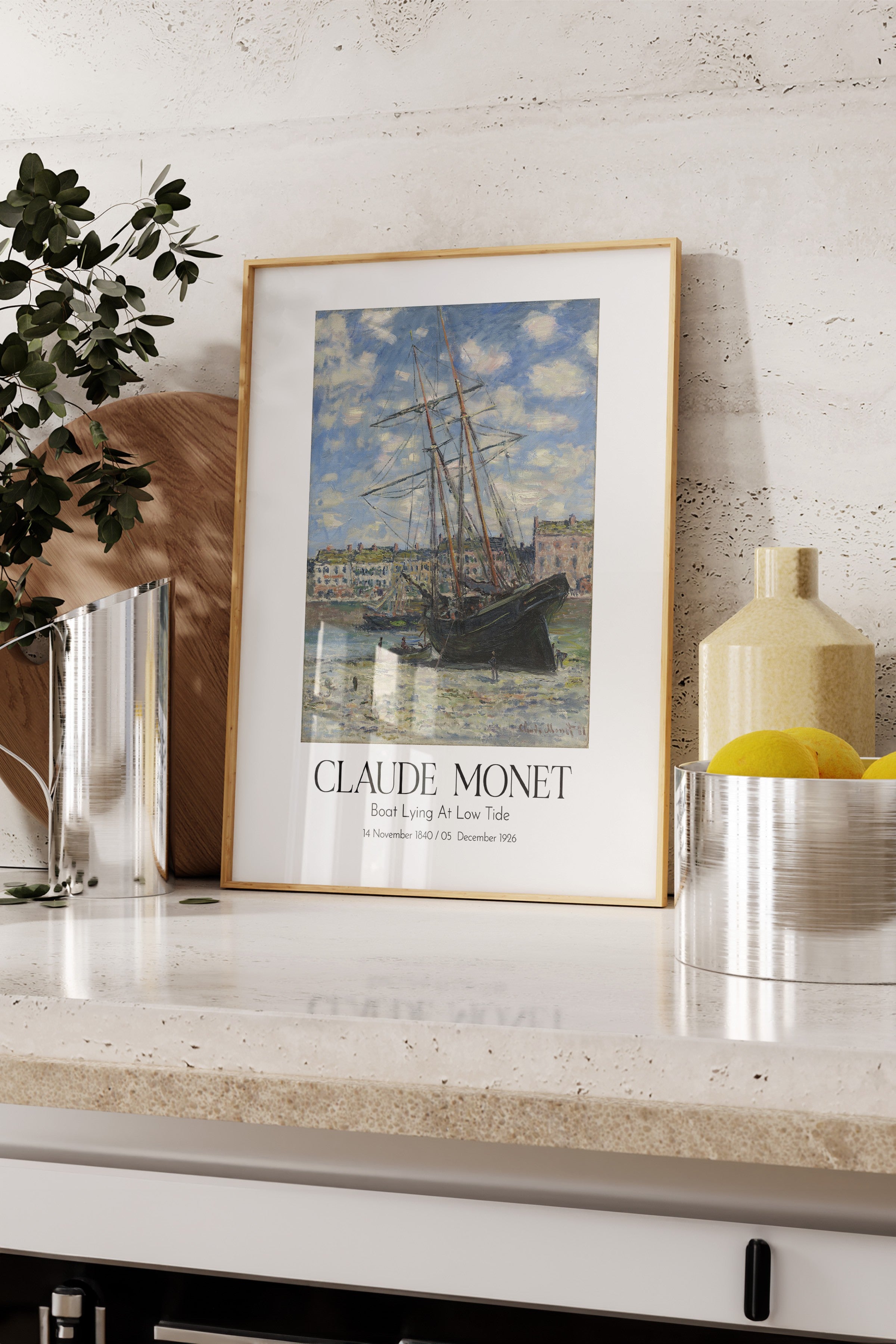 Claude Monet - Boat Lying At Low Tide, Ahşap Çerçeveli Tablo, Sanat Serisi NO:110299