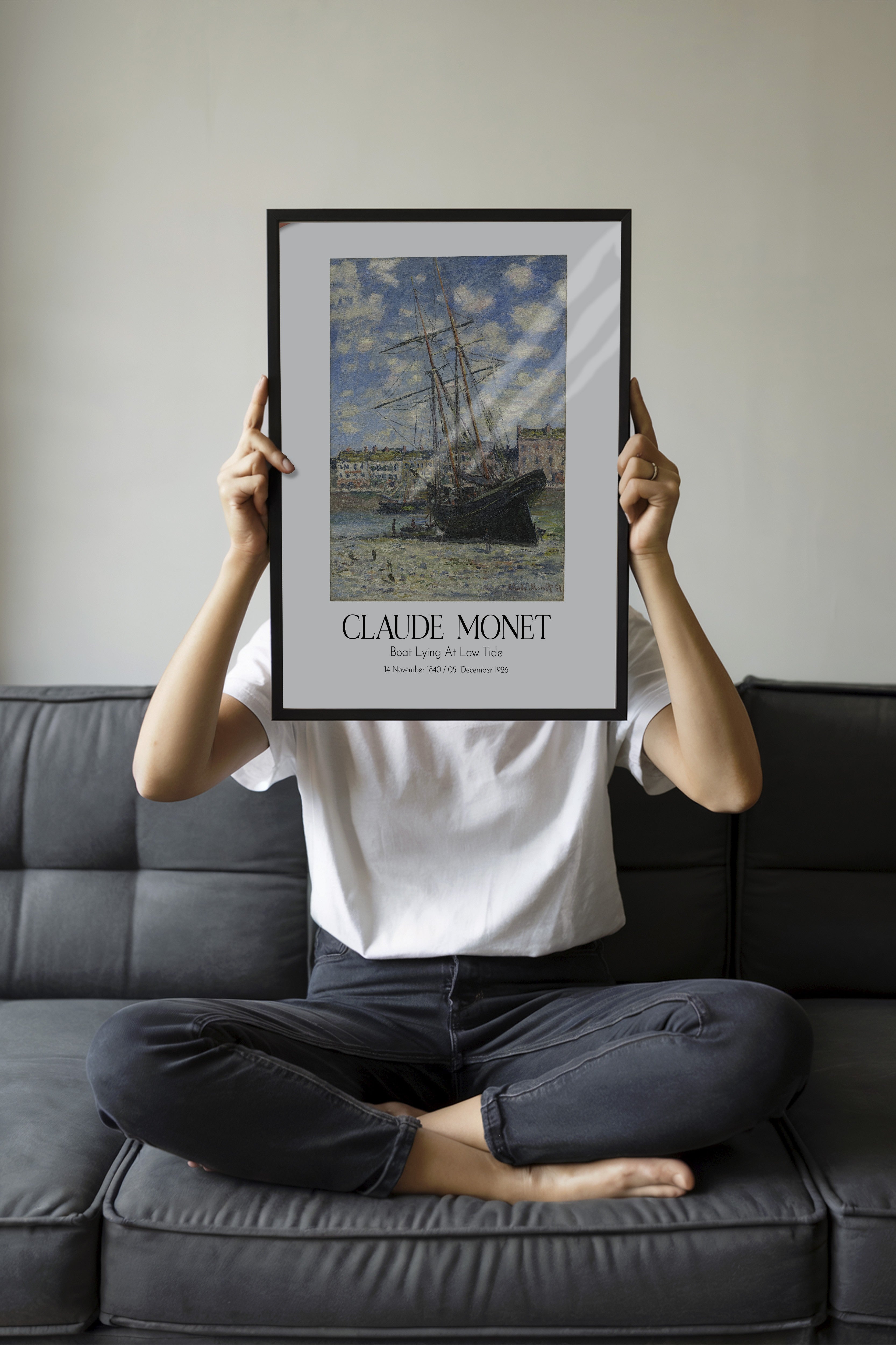 Claude Monet - Boat Lying At Low Tide, Siyah Çerçeveli Tablo, Sanat Serisi NO:110299