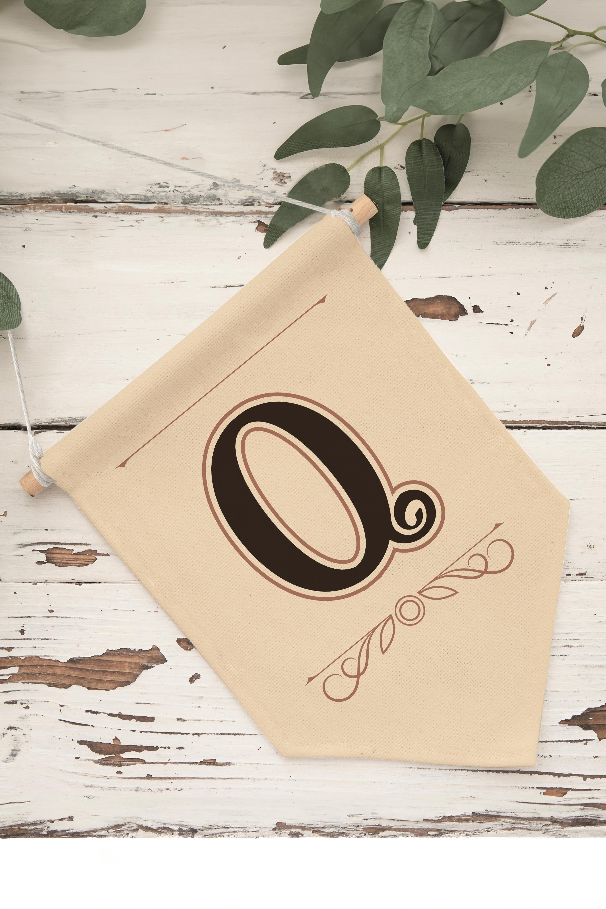 Çocuk Odası Dekor, Duvar Süsü, Ahşap Bebek Odası Dekor, Canvas Flama, Kahverengi Q Harfi