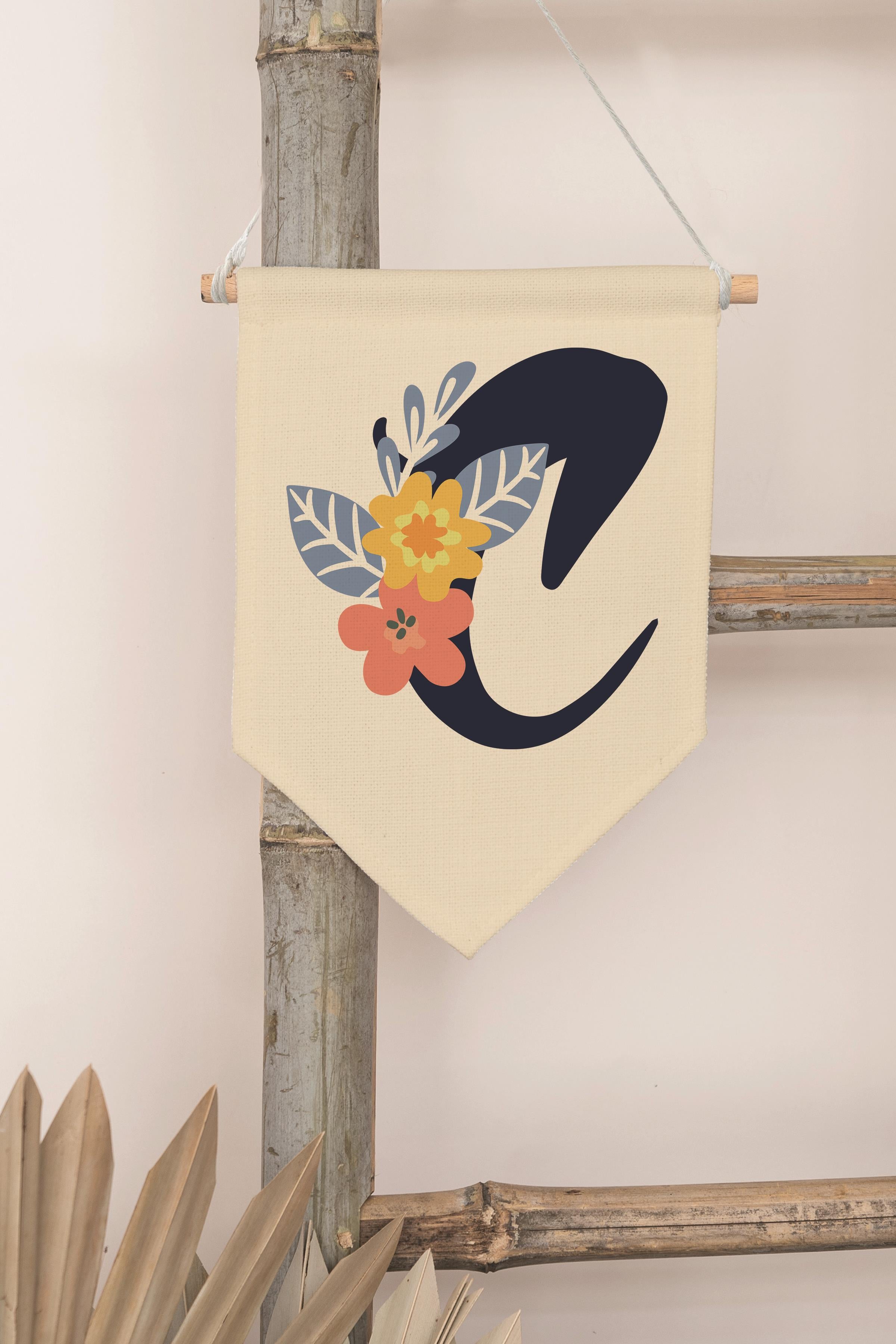 Çocuk Odası Dekor, Duvar Süsü, Ahşap Bebek Odası Dekor, Canvas Flama, Lacivert Çiçekli C Harfi