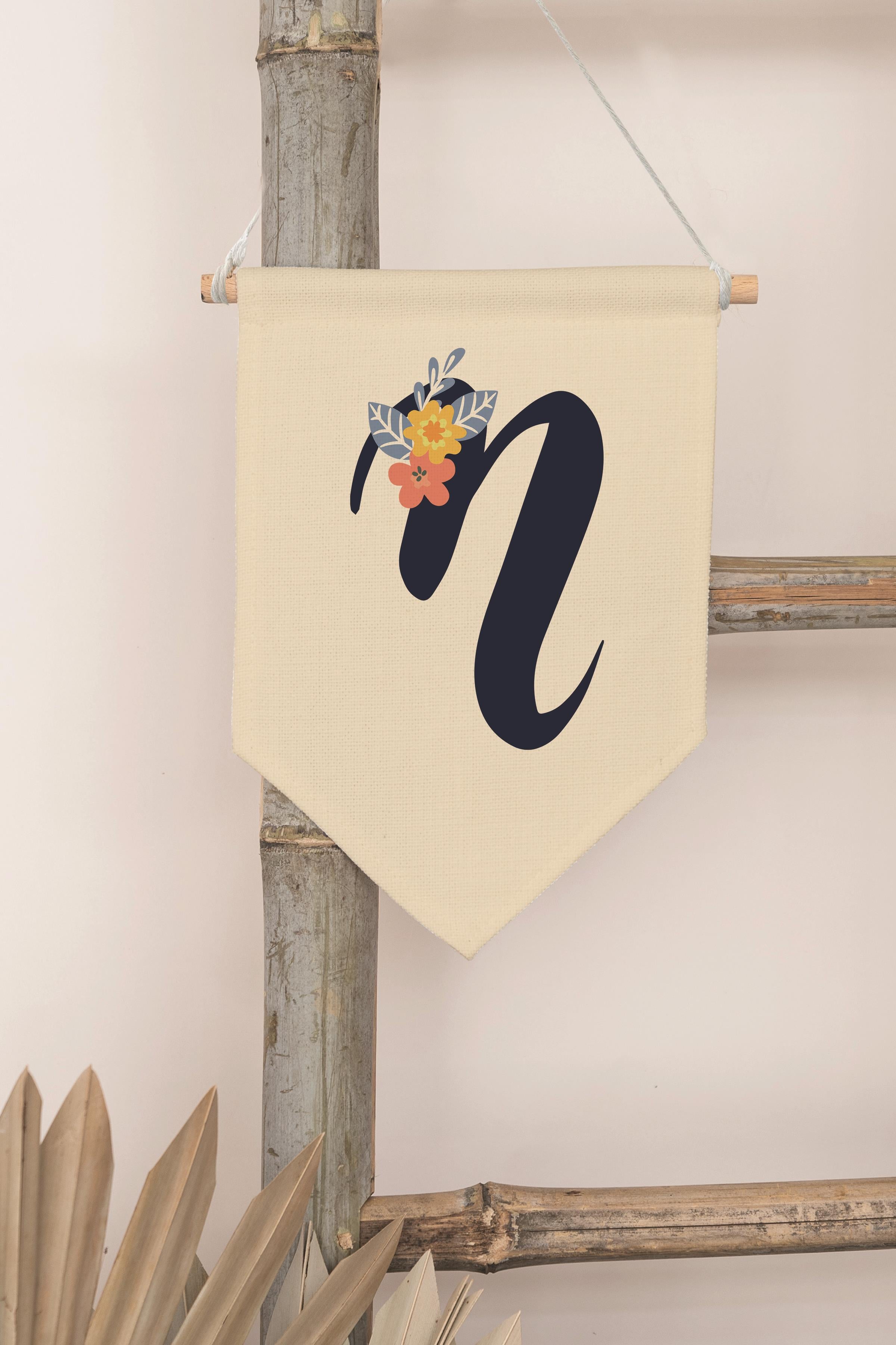 Çocuk Odası Dekor, Duvar Süsü, Ahşap Bebek Odası Dekor, Canvas Flama, Lacivert Çiçekli N Harfi