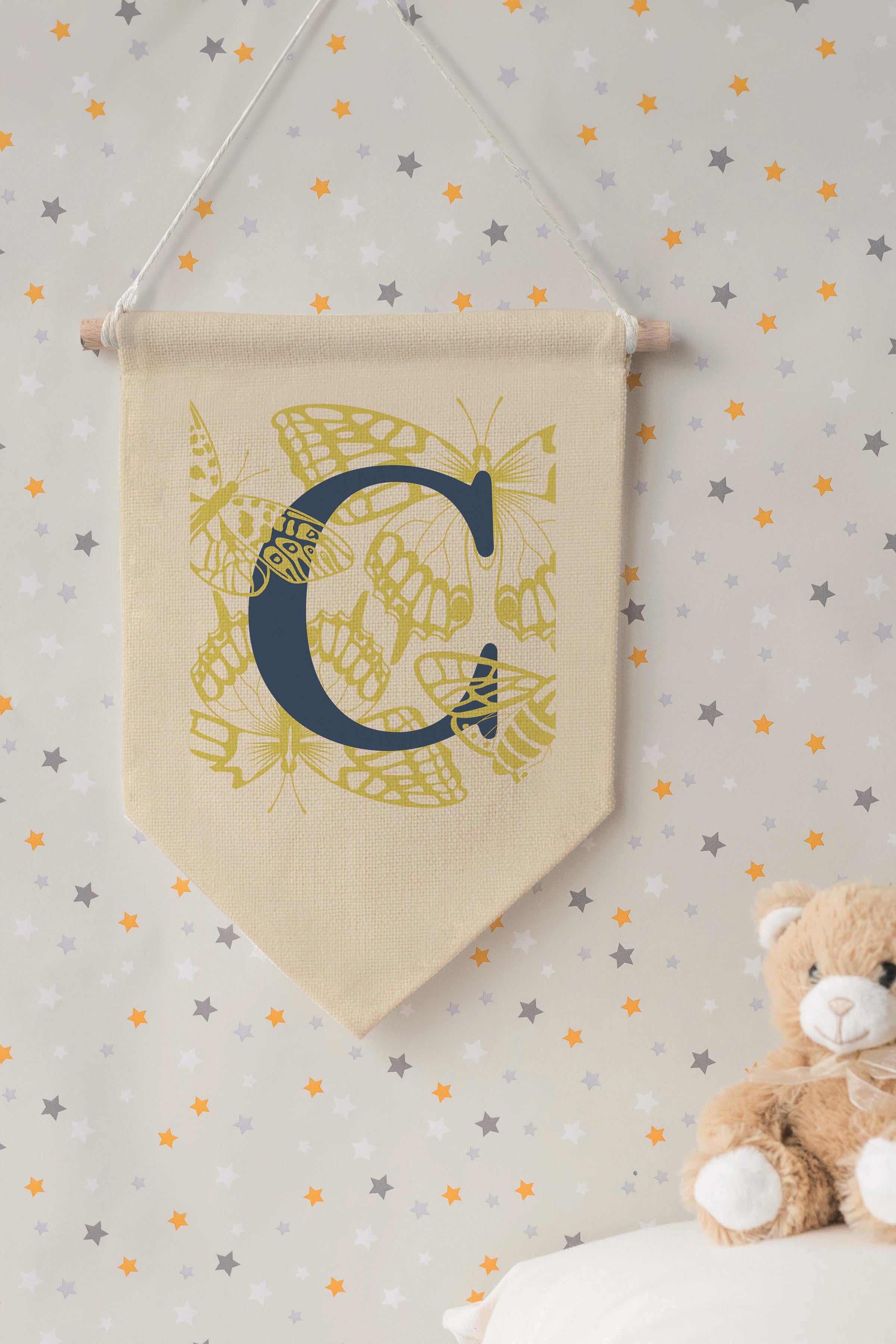 Çocuk Odası Dekor, Duvar Süsü, Ahşap Bebek Odası Dekor, Canvas Flama, Lacivert ve Sarı Çiçek Desenli C Harfi