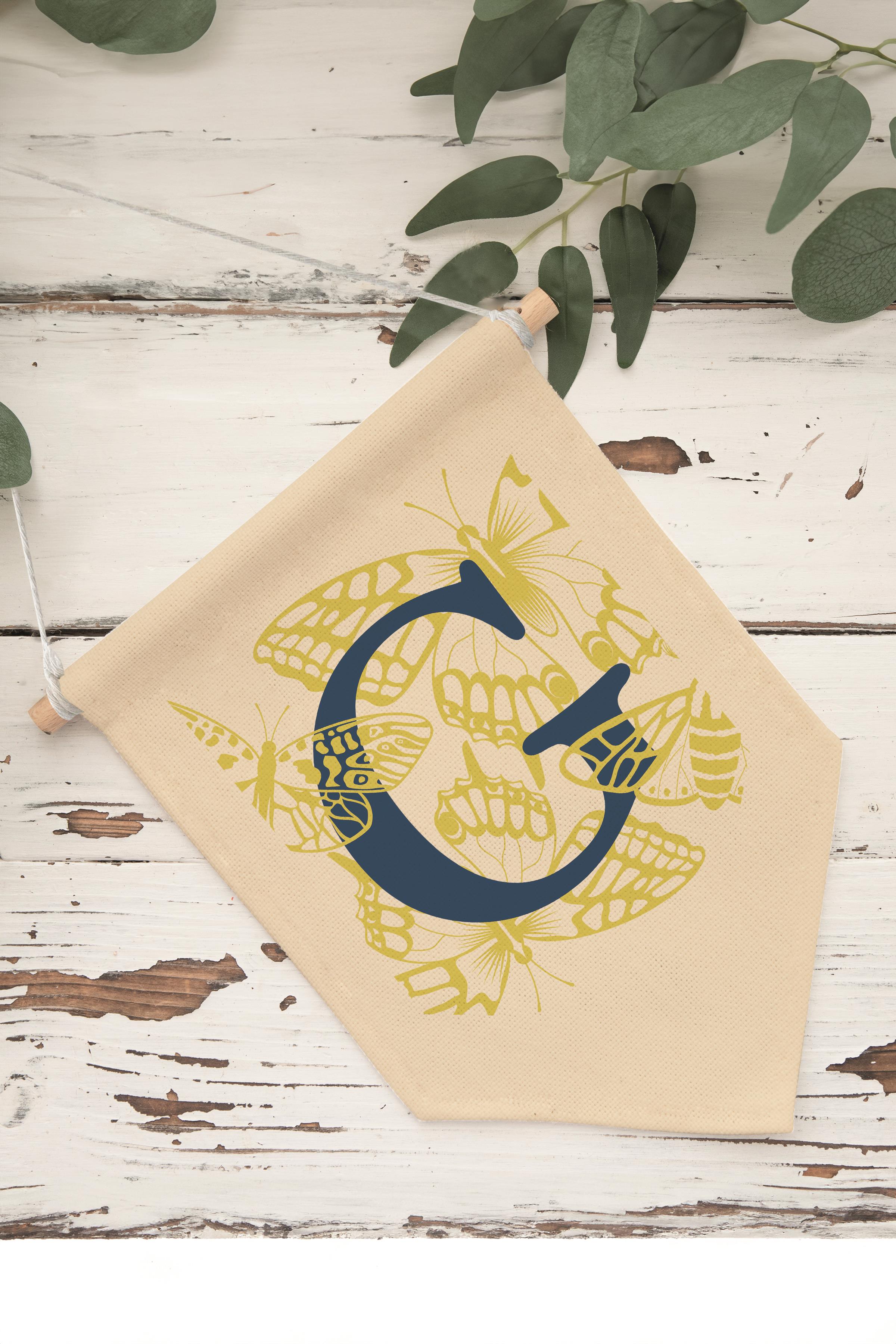Çocuk Odası Dekor, Duvar Süsü, Ahşap Bebek Odası Dekor, Canvas Flama, Lacivert ve Sarı Çiçek Desenli G Harfi