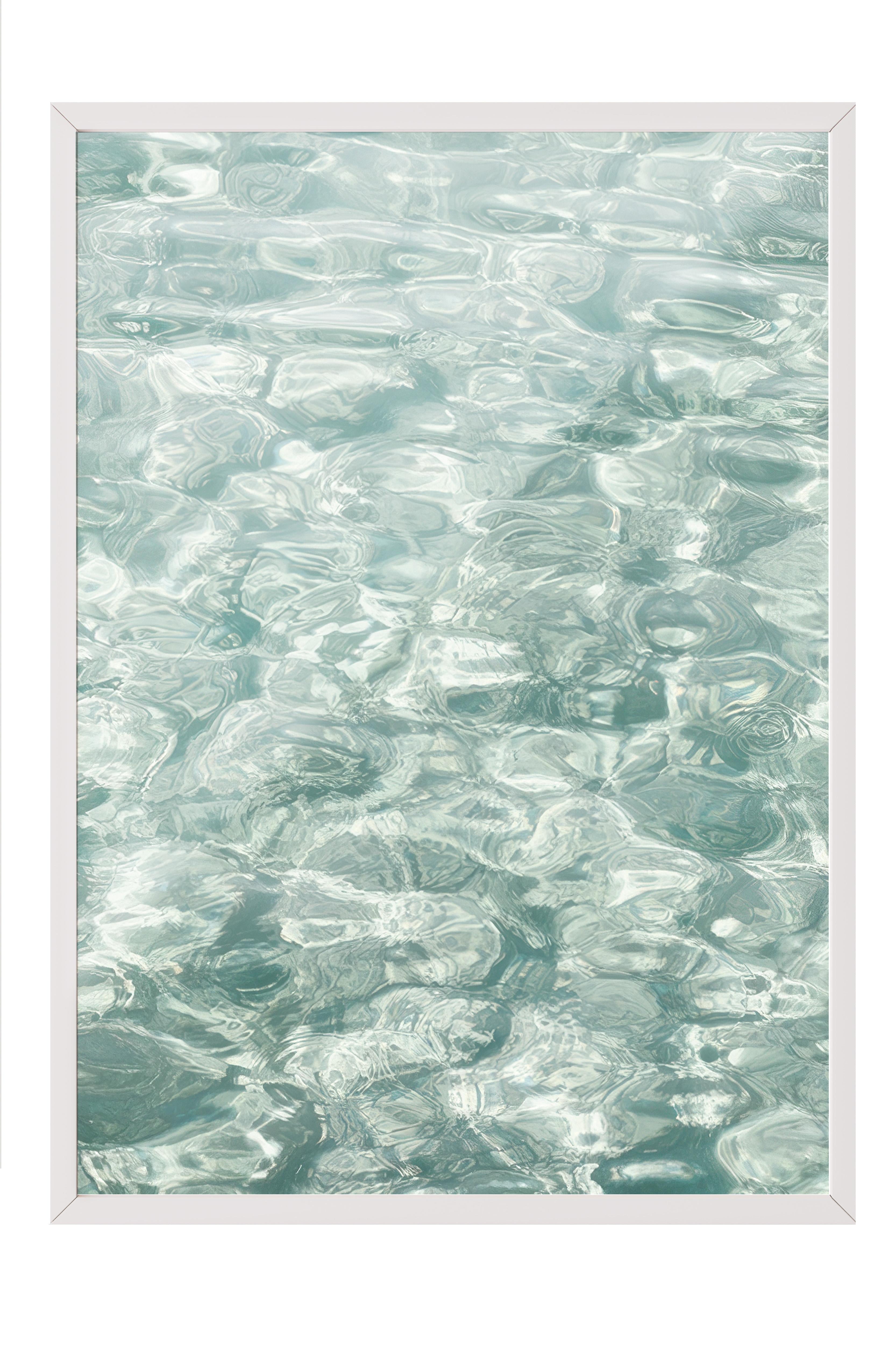 Crystal Water Çerçeveli Tablo, Beyaz Çerçeve ve Poster, Dikey Duvar Tablosu Comfort Serisi NO:108485