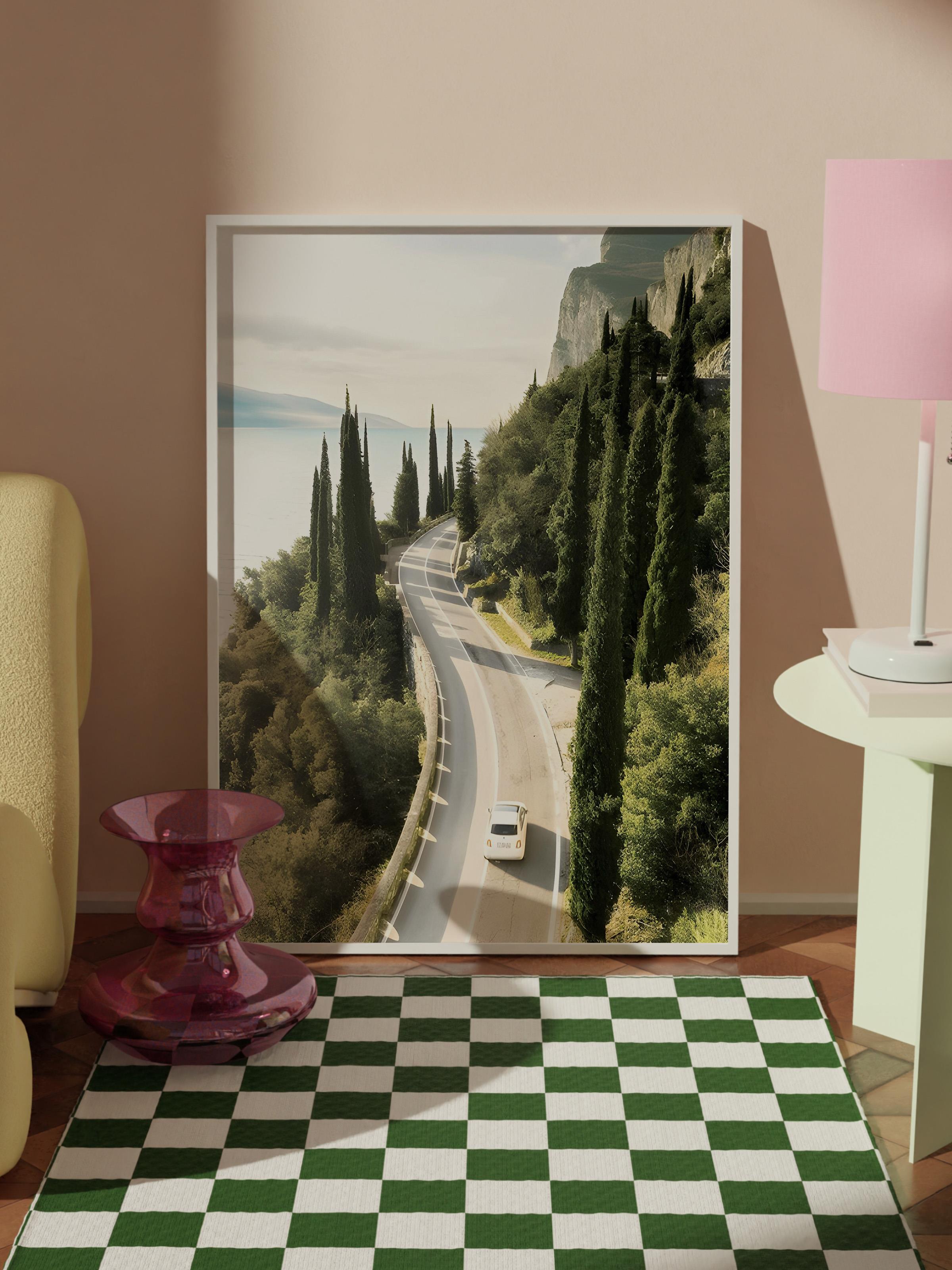 Garda Road  Çerçeveli Tablo, Beyaz Çerçeve ve Poster, Dikey Duvar Tablosu Comfort Serisi NO:108320