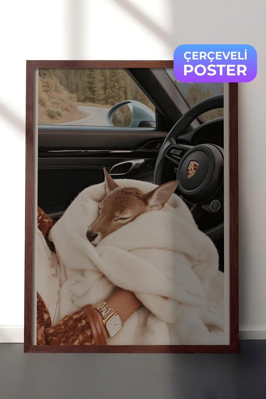 Araba İçinde Uykulu Geyik Old Money Tasarımlar Poster – Kahverengi Çerçeveli Tablo