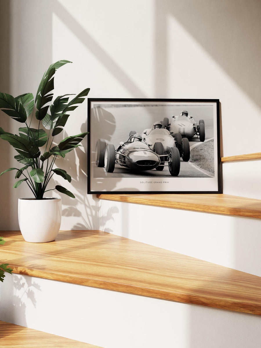Solitude Grand Prix Yarış Otomobilleri Comfort Serisi Poster – Siyah Çerçeveli Tablo