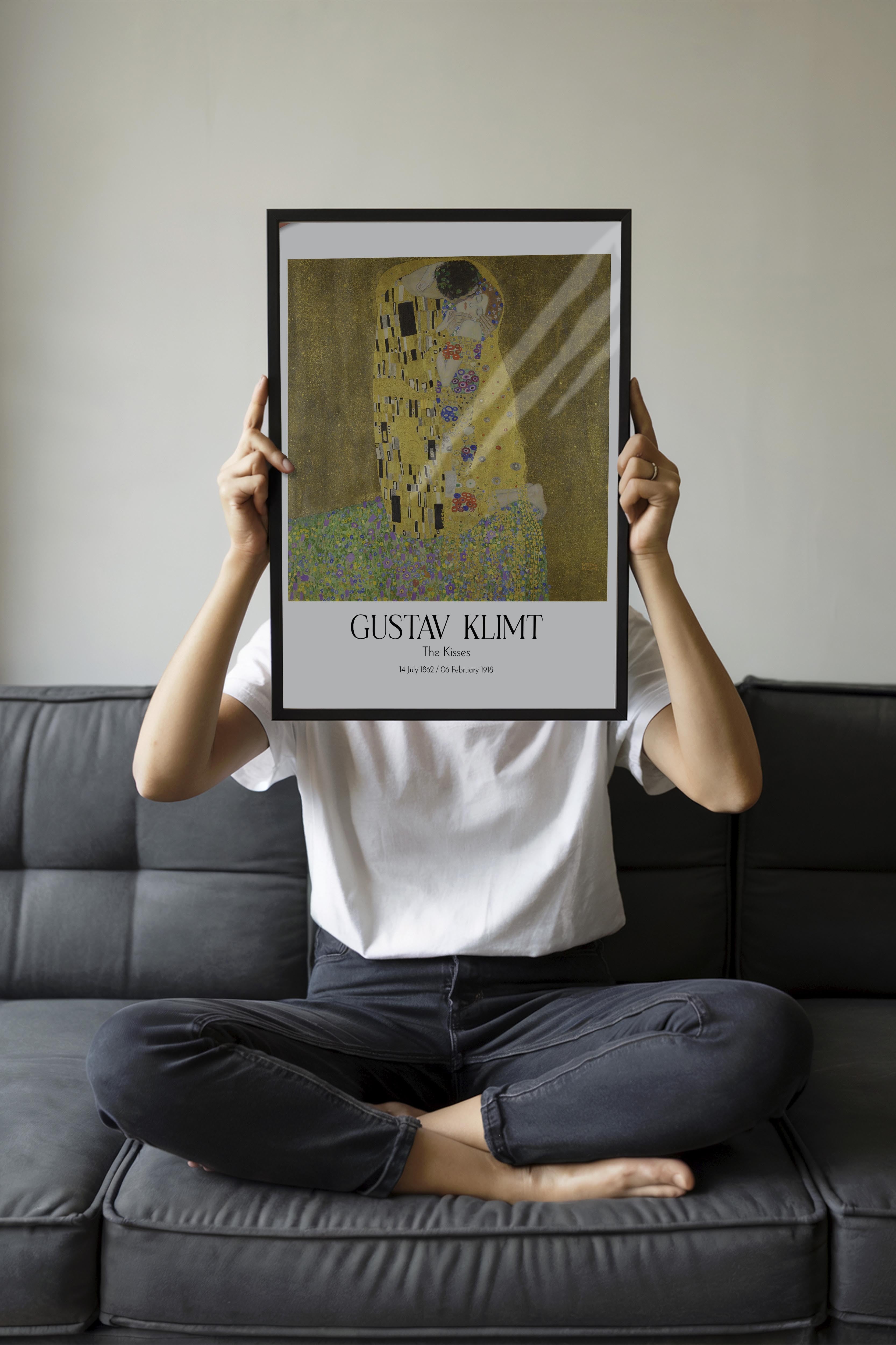Gustav Klimt - The Kisses, Siyah Çerçeveli Tablo, Sanat Serisi NO:112003