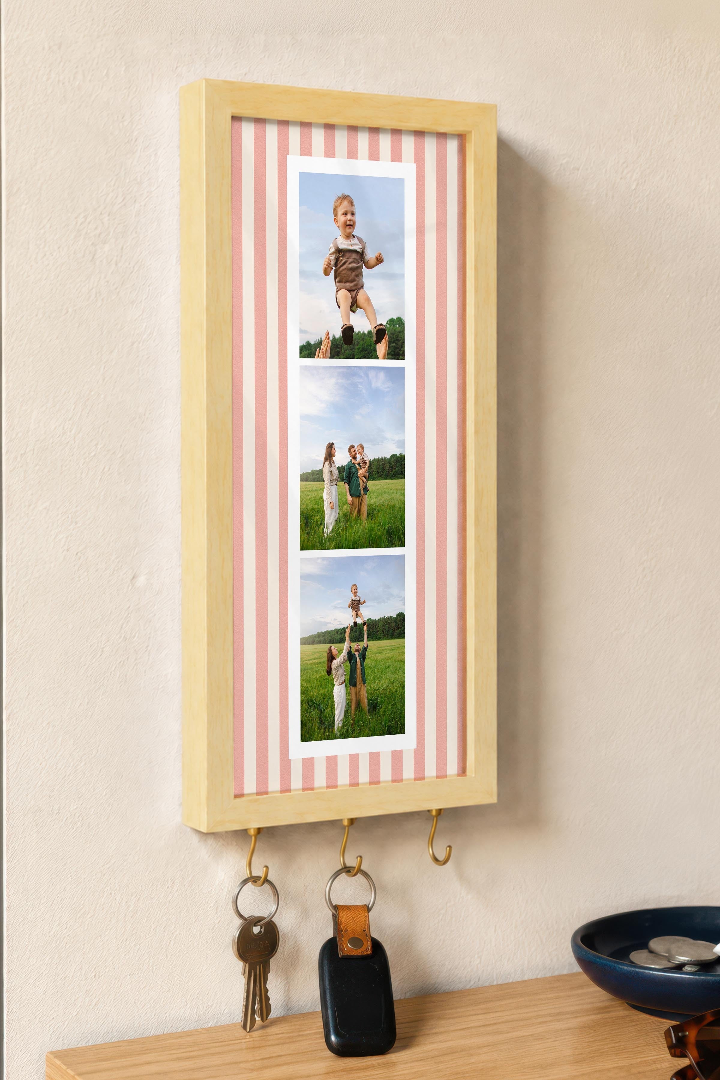 Kişiye Özel Tablo Anahtarlık, Photobooth Stili Bej Fotoğraf Çerçevesi, Vintage Duvar Dekoru