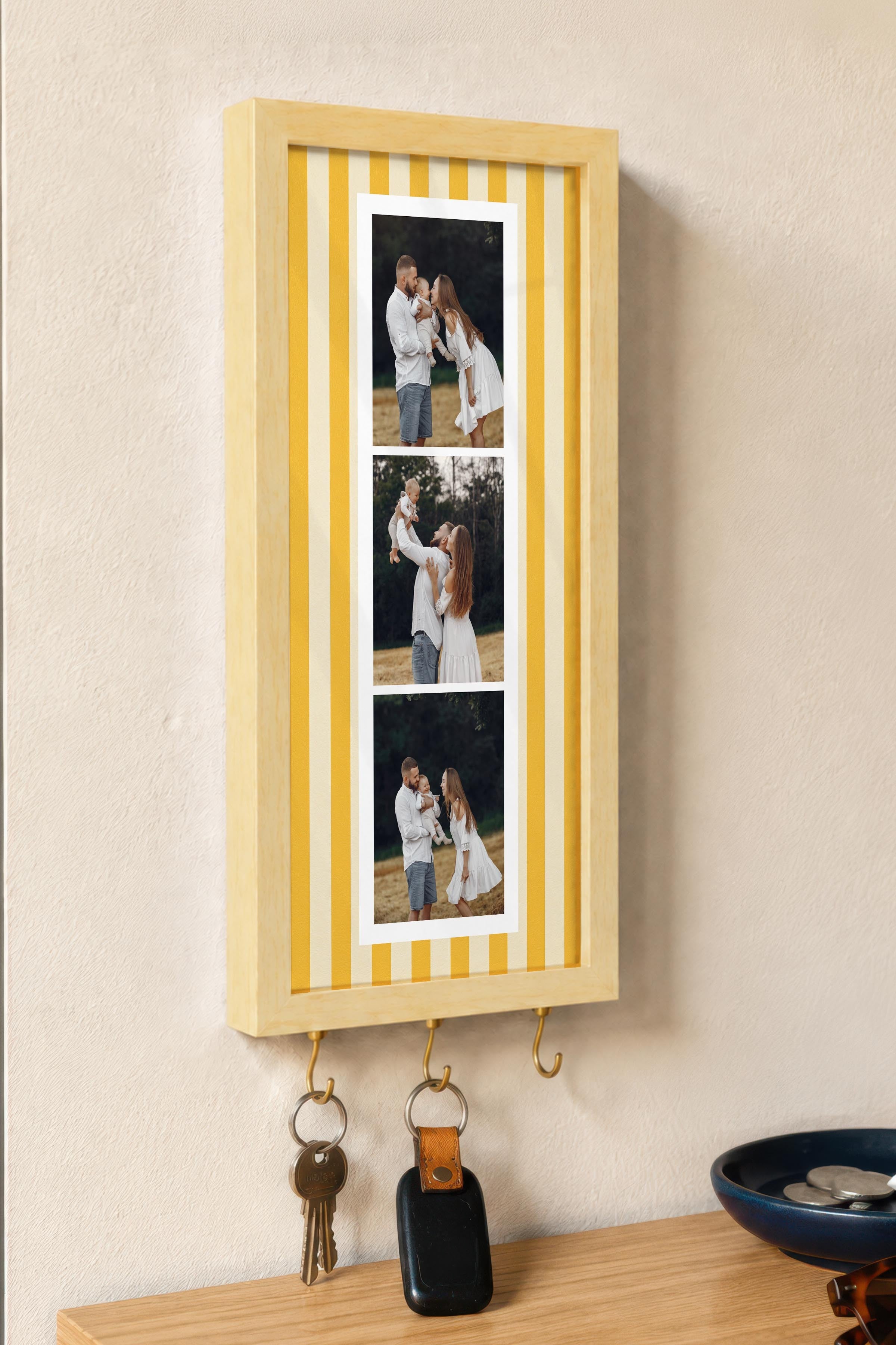 Kişiye Özel Tablo Anahtarlık, Photobooth Stili Bej Fotoğraf Çerçevesi, Vintage Duvar Dekoru