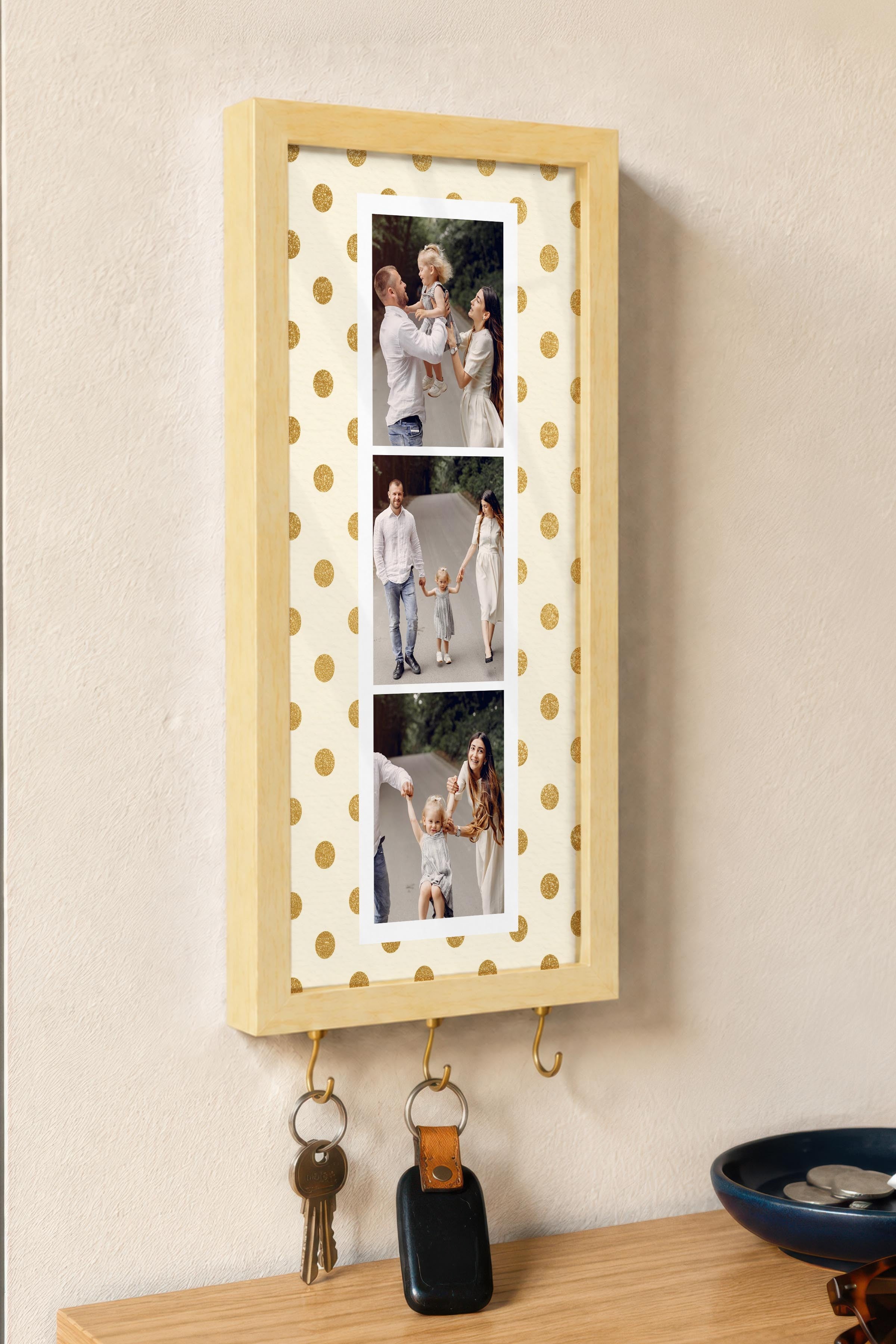 Kişiye Özel Tablo Anahtarlık, Photobooth Stili Bej Fotoğraf Çerçevesi, Vintage Duvar Dekoru