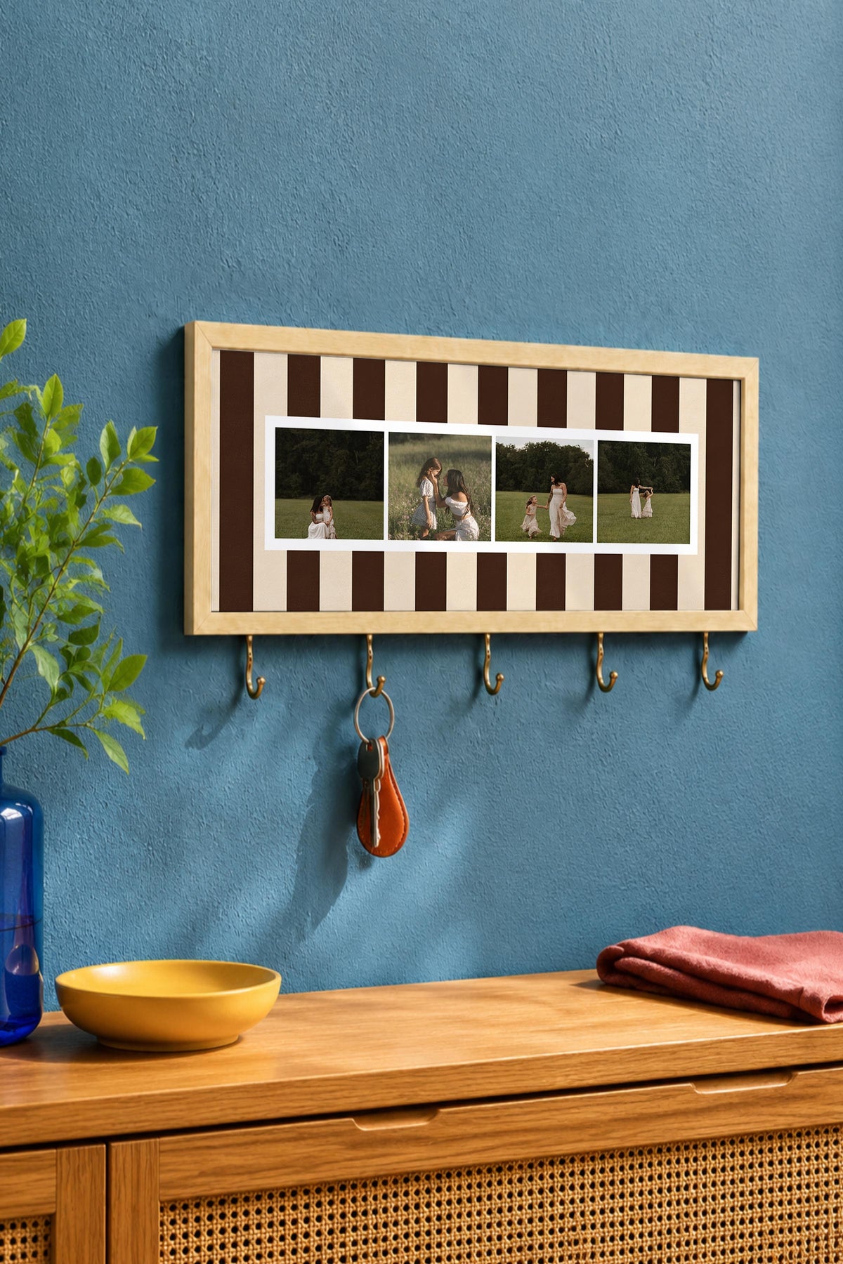 Kişiye Özel Tablo Anahtarlık, Photobooth Stili Bej Fotoğraf Çerçevesi, Vintage Duvar Dekoru