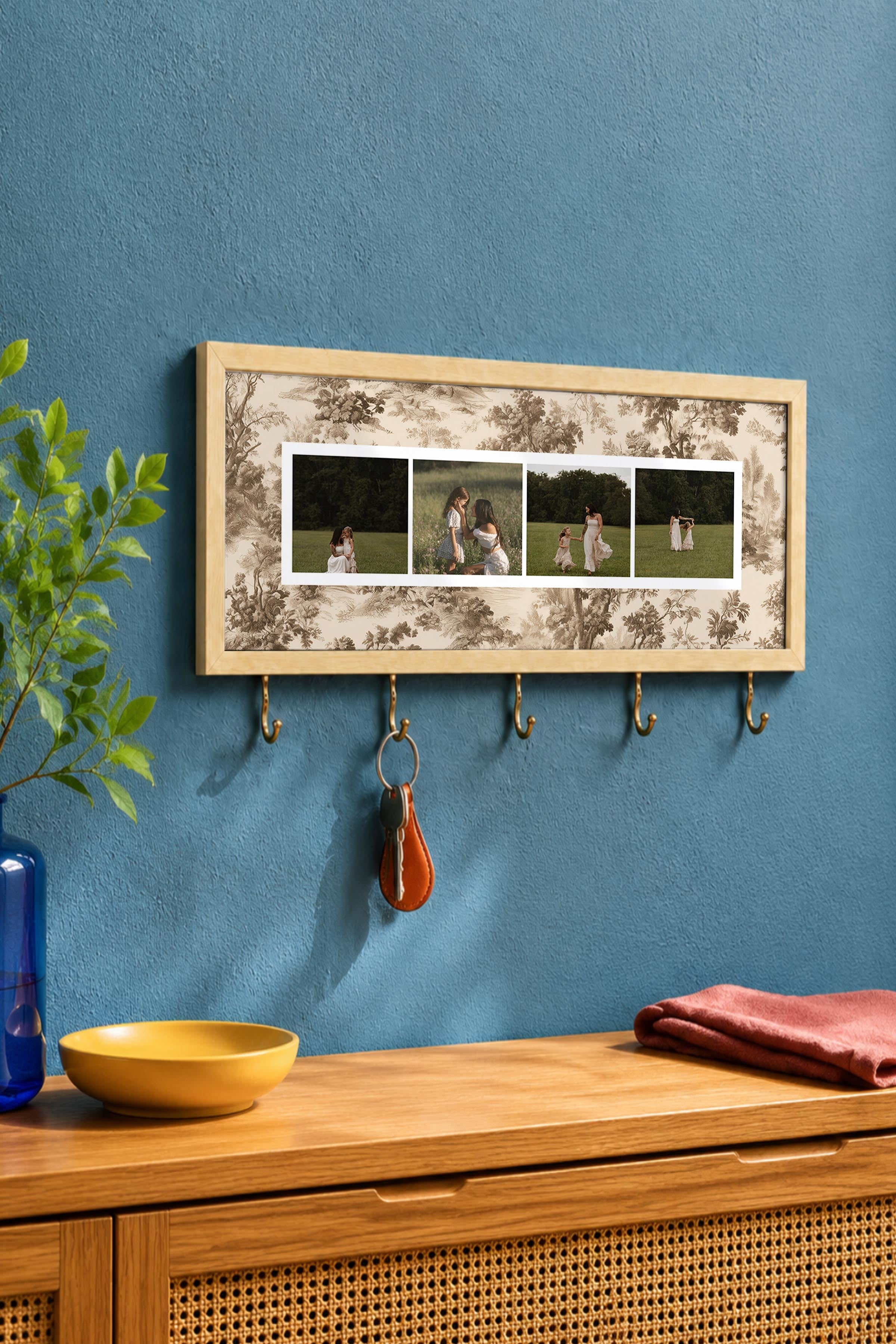 Kişiye Özel Tablo Anahtarlık, Photobooth Stili Bej Fotoğraf Çerçevesi, Vintage Duvar Dekoru