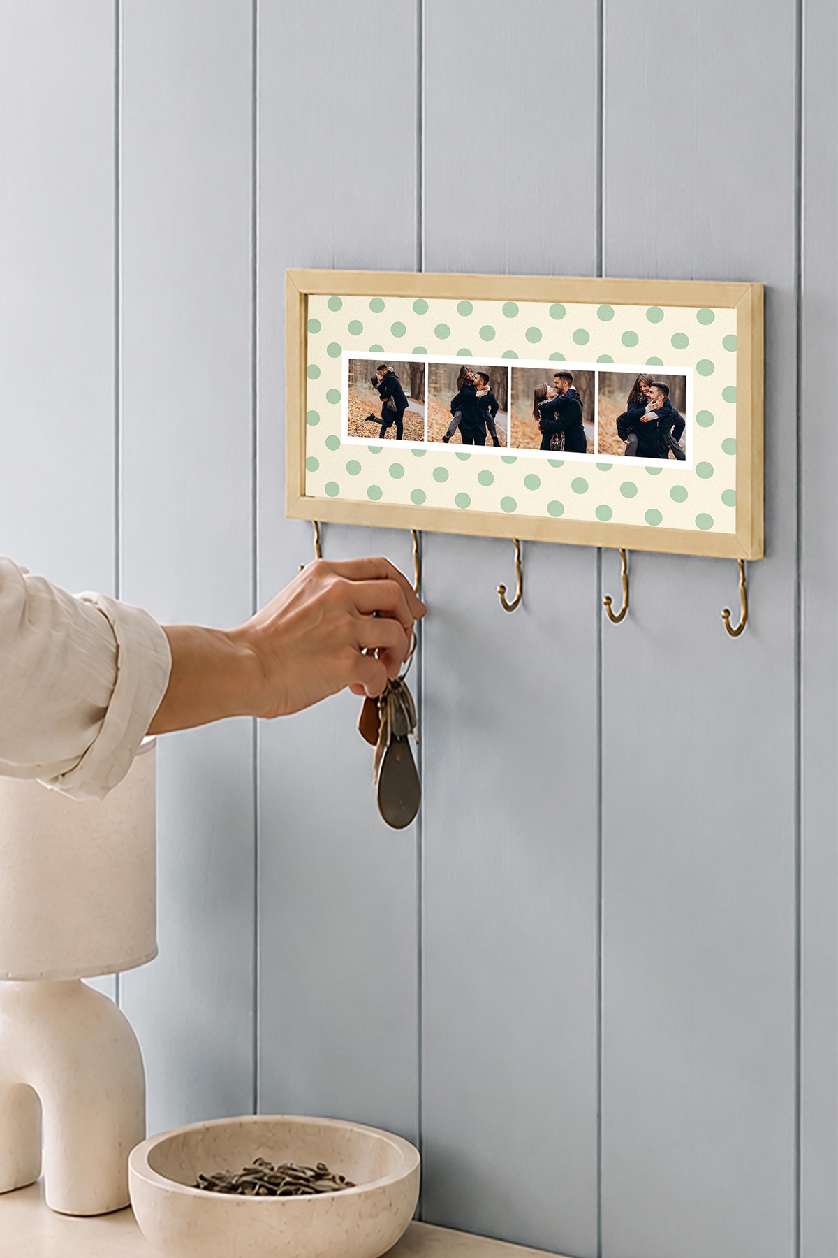 Kişiye Özel Tablo Anahtarlık, Photobooth Stili Bej Fotoğraf Çerçevesi, Vintage Duvar Dekoru