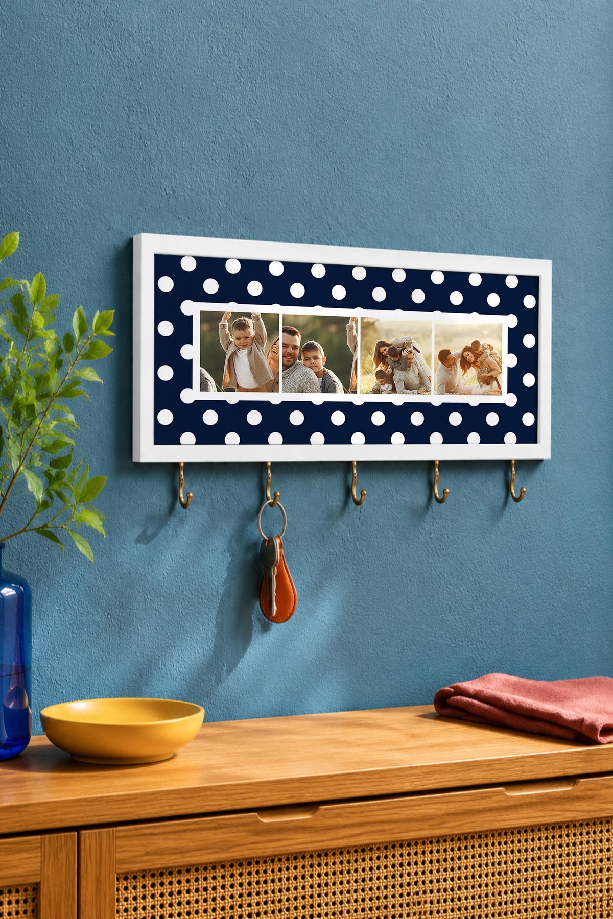 Kişiye Özel Tablo Anahtarlık, Photobooth Stili Beyaz Fotoğraf Çerçevesi, Vintage Duvar Dekoru