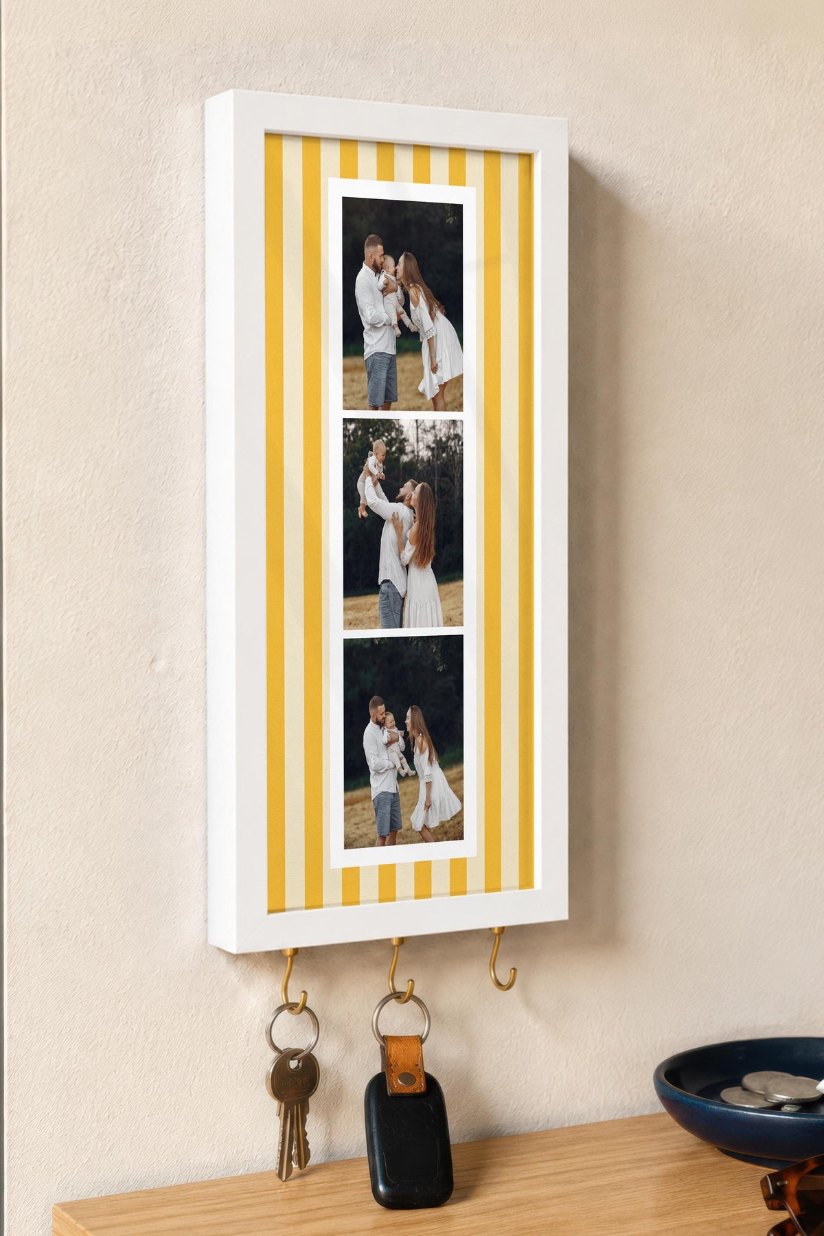 Kişiye Özel Tablo Anahtarlık, Photobooth Stili Beyaz Fotoğraf Çerçevesi, Vintage Duvar Dekoru