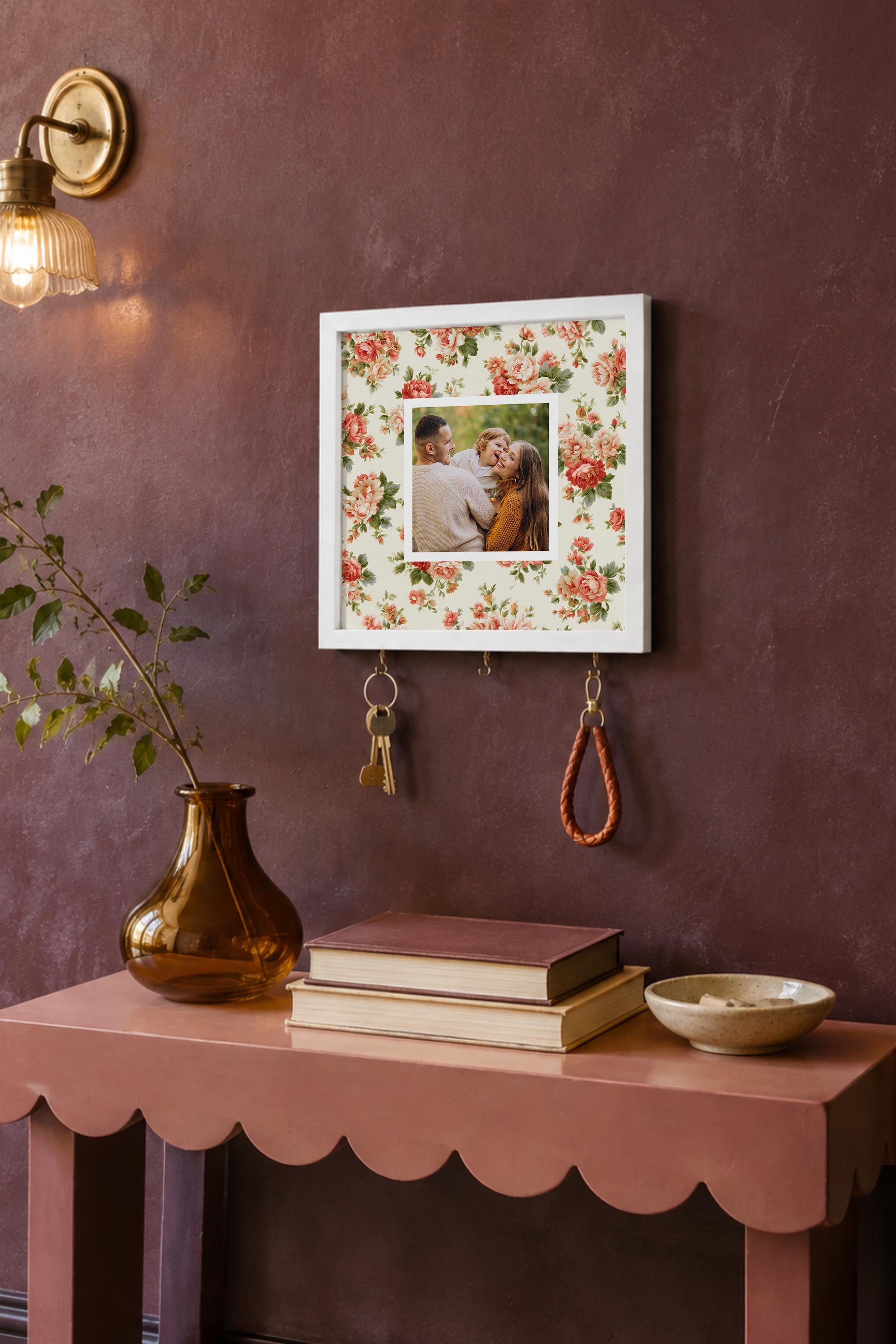 Kişiye Özel Tablo Anahtarlık, Photobooth Stili Beyaz Fotoğraf Çerçevesi, Vintage Duvar Dekoru