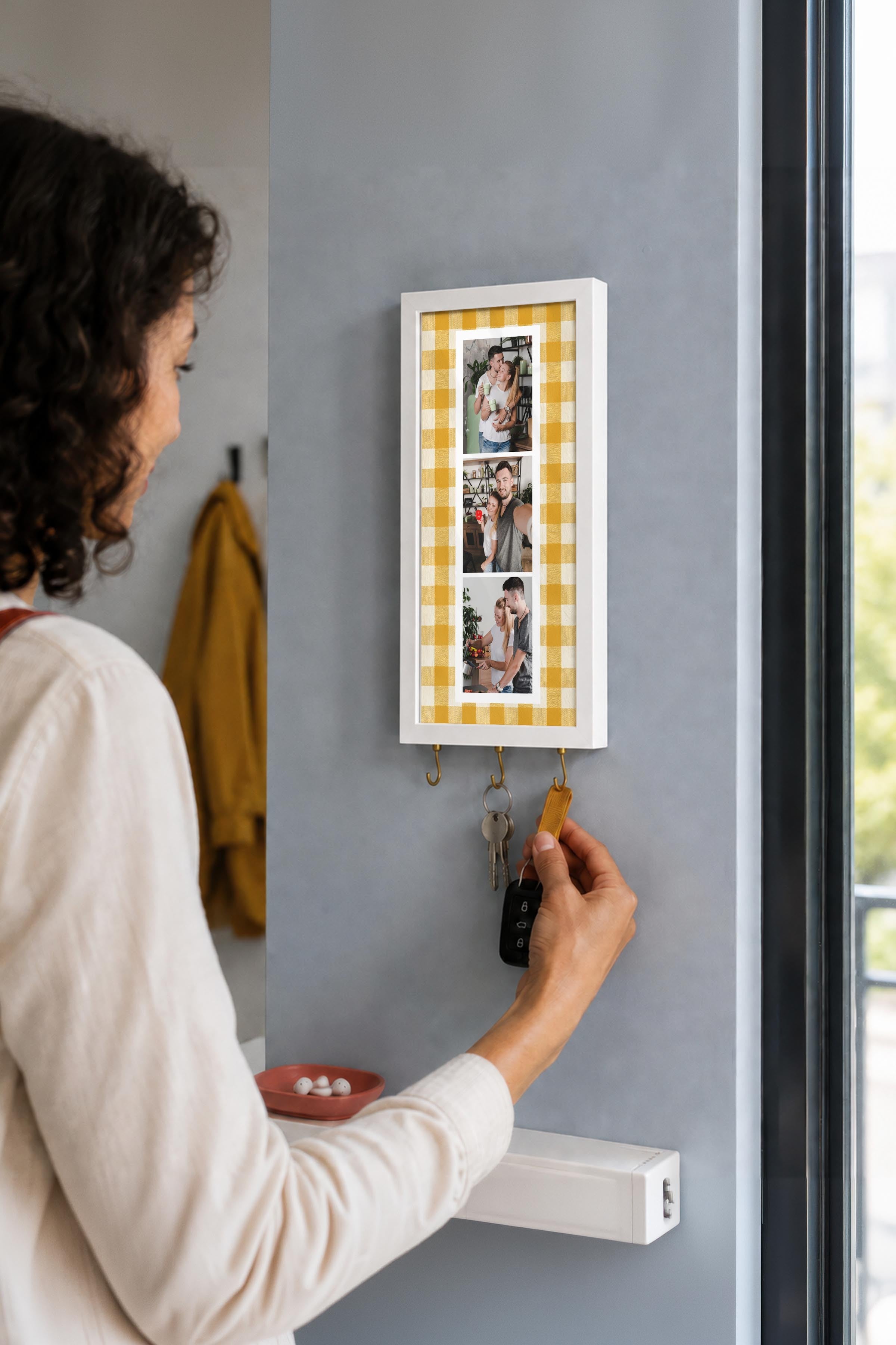 Kişiye Özel Tablo Anahtarlık, Photobooth Stili Beyaz Fotoğraf Çerçevesi, Vintage Duvar Dekoru