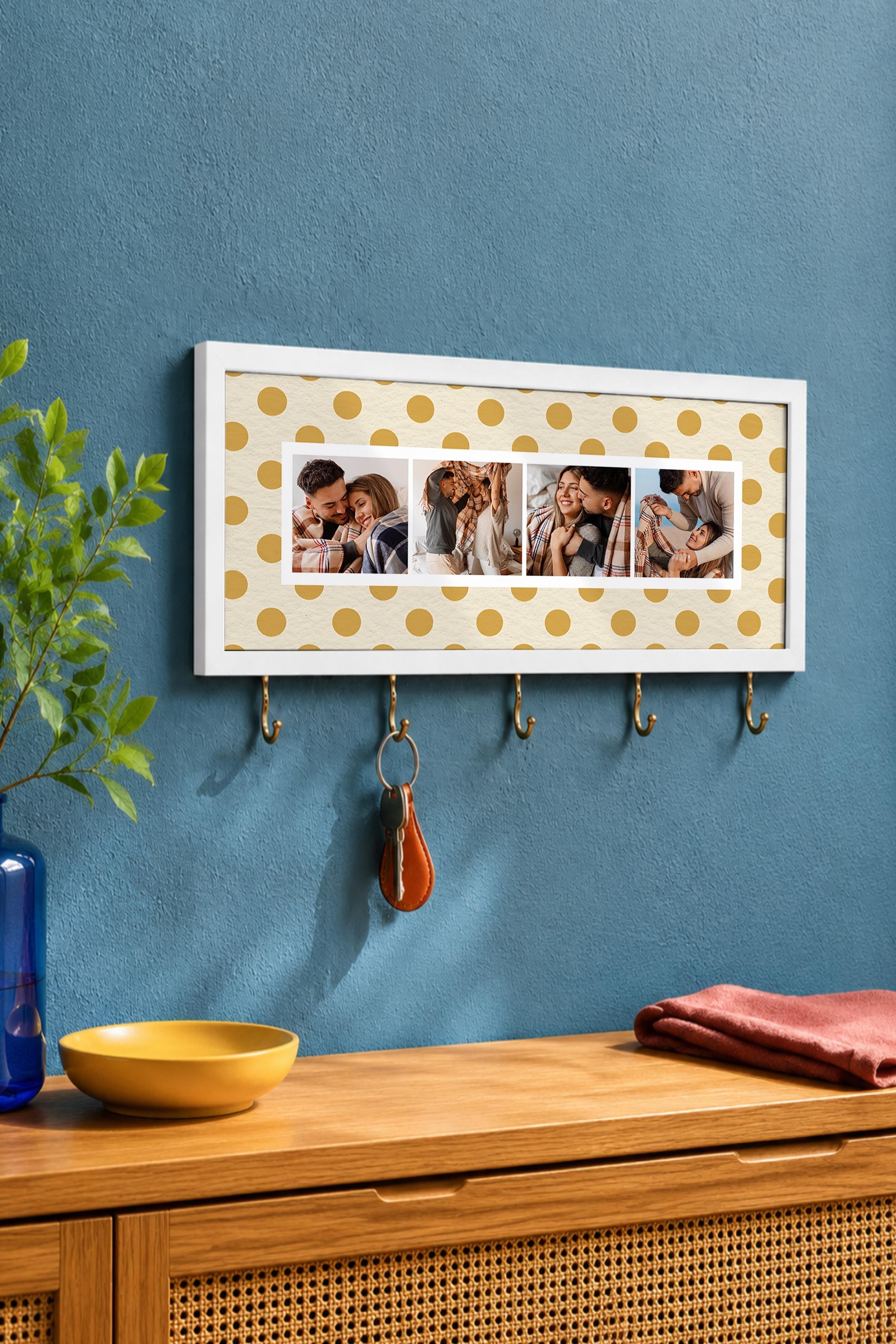 Kişiye Özel Tablo Anahtarlık, Photobooth Stili Beyaz Fotoğraf Çerçevesi, Vintage Duvar Dekoru