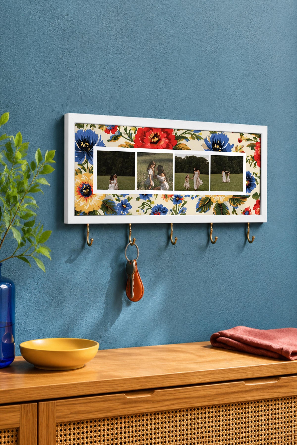 Kişiye Özel Tablo Anahtarlık, Photobooth Stili Beyaz Fotoğraf Çerçevesi, Vintage Duvar Dekoru